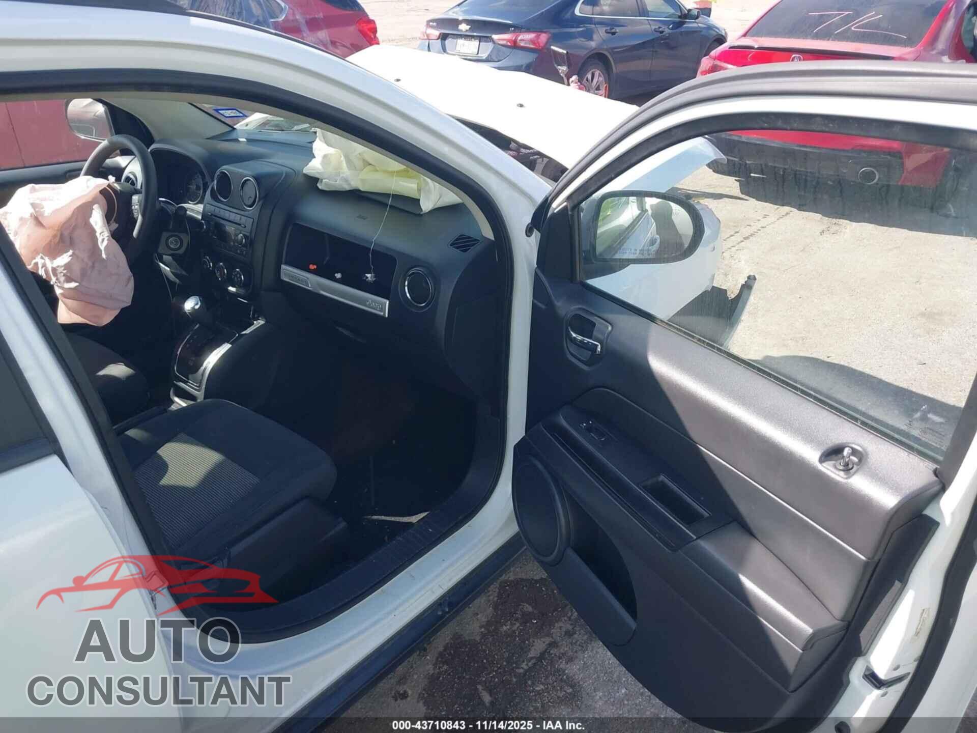 JEEP COMPASS 2017 - 1C4NJCBA7HD123843