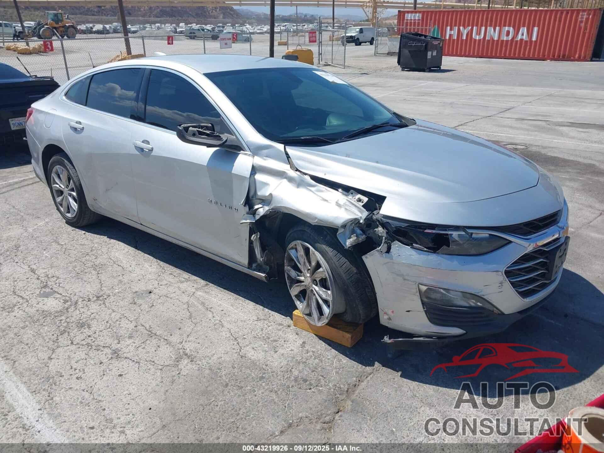CHEVROLET MALIBU 2020 - 1G1ZD5ST1LF044955