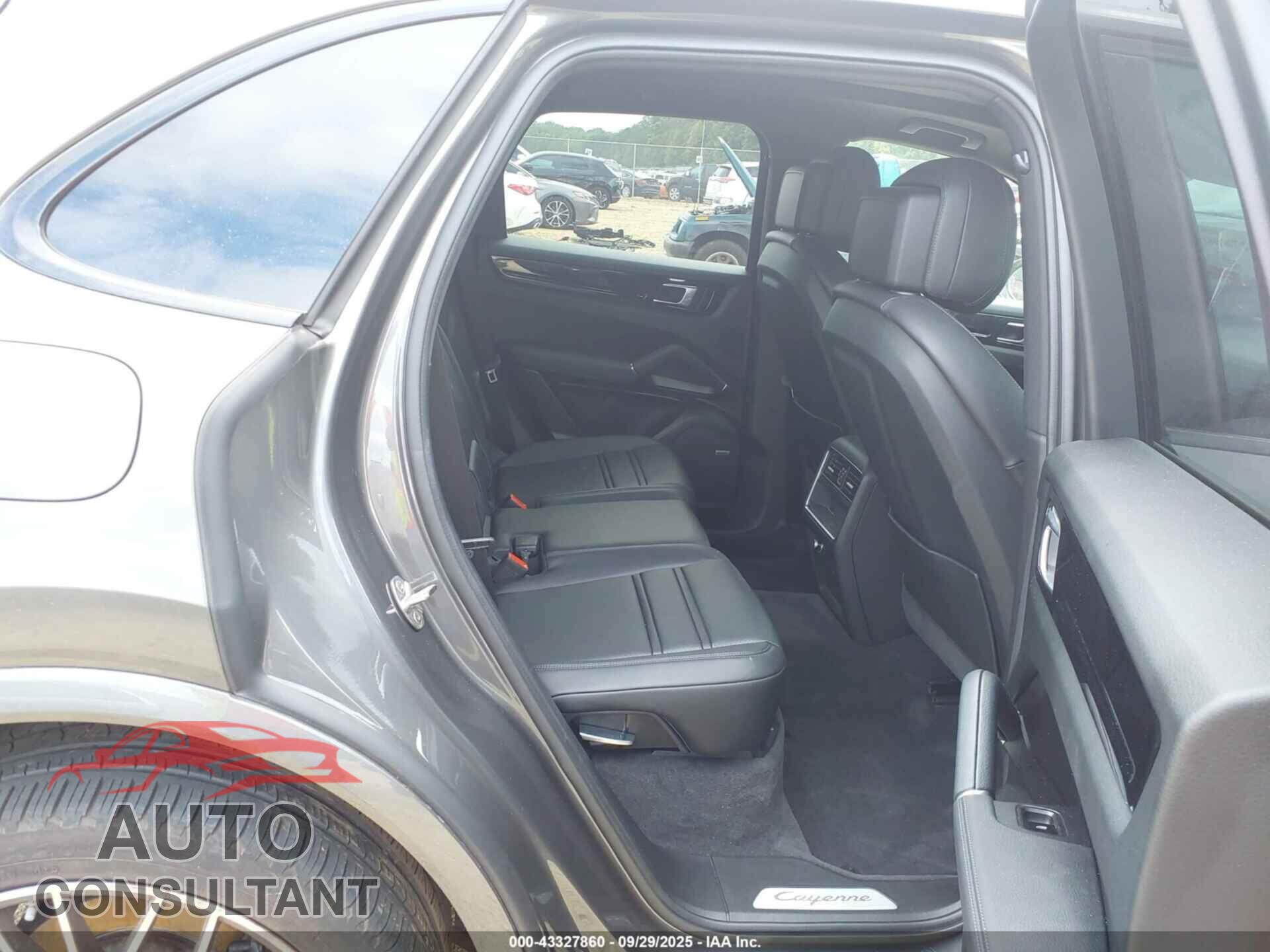 PORSCHE CAYENNE 2021 - WP1AB2AY4MDA28024