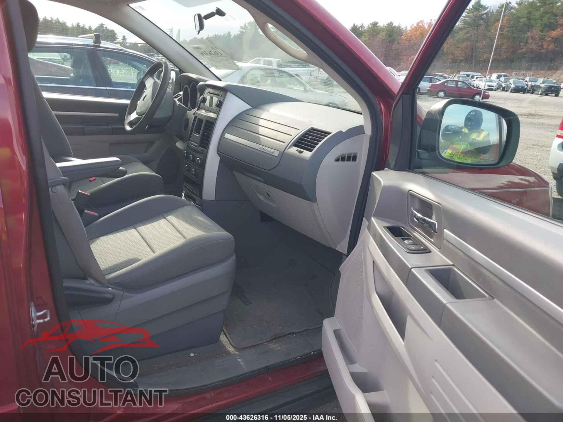 DODGE GRAND CARAVAN 2010 - 2D4RN4DE4AR455689