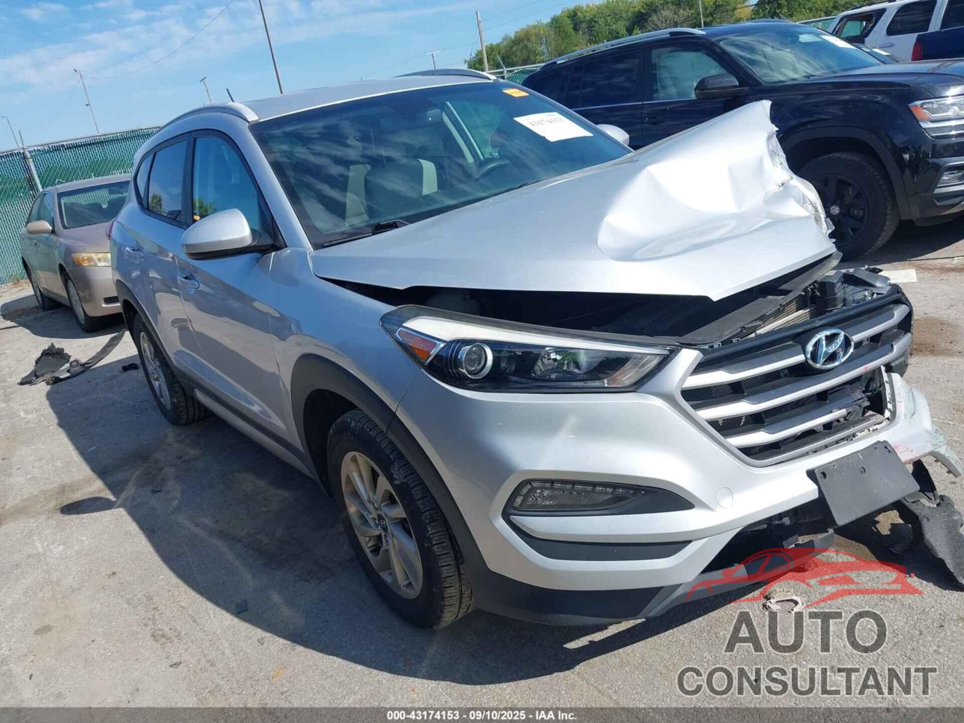 HYUNDAI TUCSON 2017 - KM8J3CA40HU367317