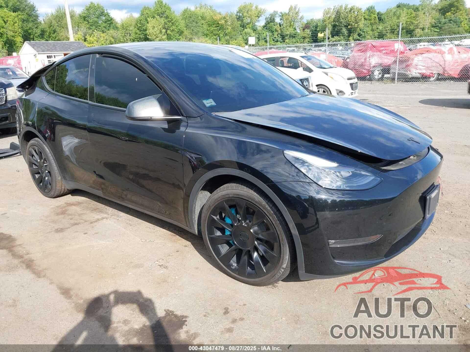 TESLA MODEL Y 2023 - 7SAYGDEE6PF836419