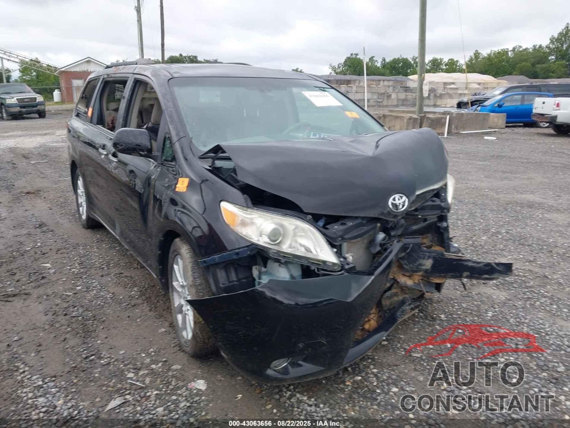 TOYOTA SIENNA 2011 - 5TDDK3DC5BS010654