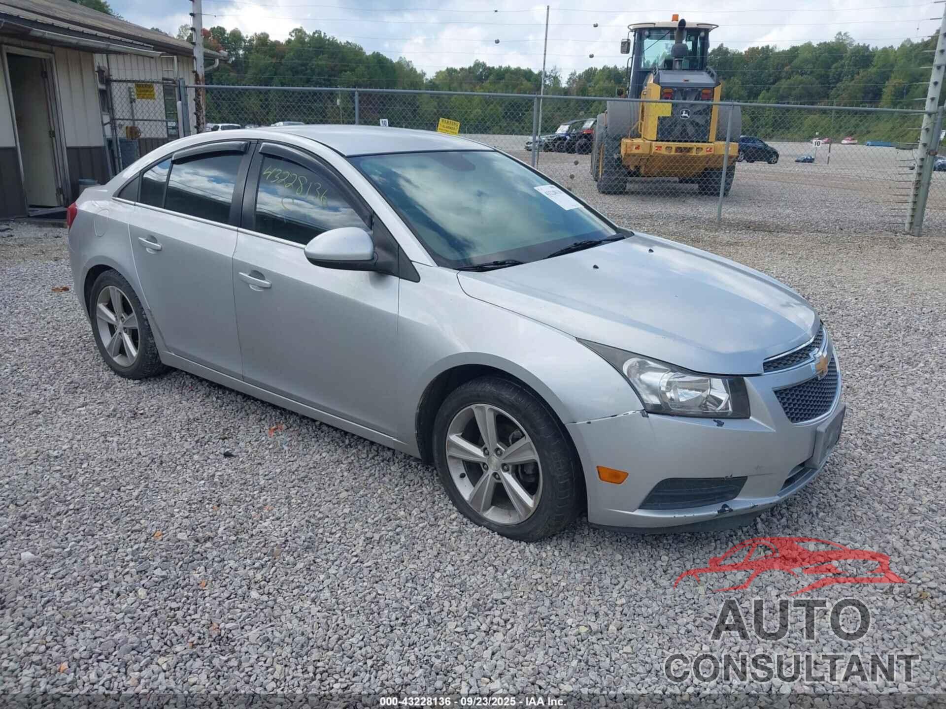 CHEVROLET CRUZE 2013 - 1G1PE5SB0D7136808