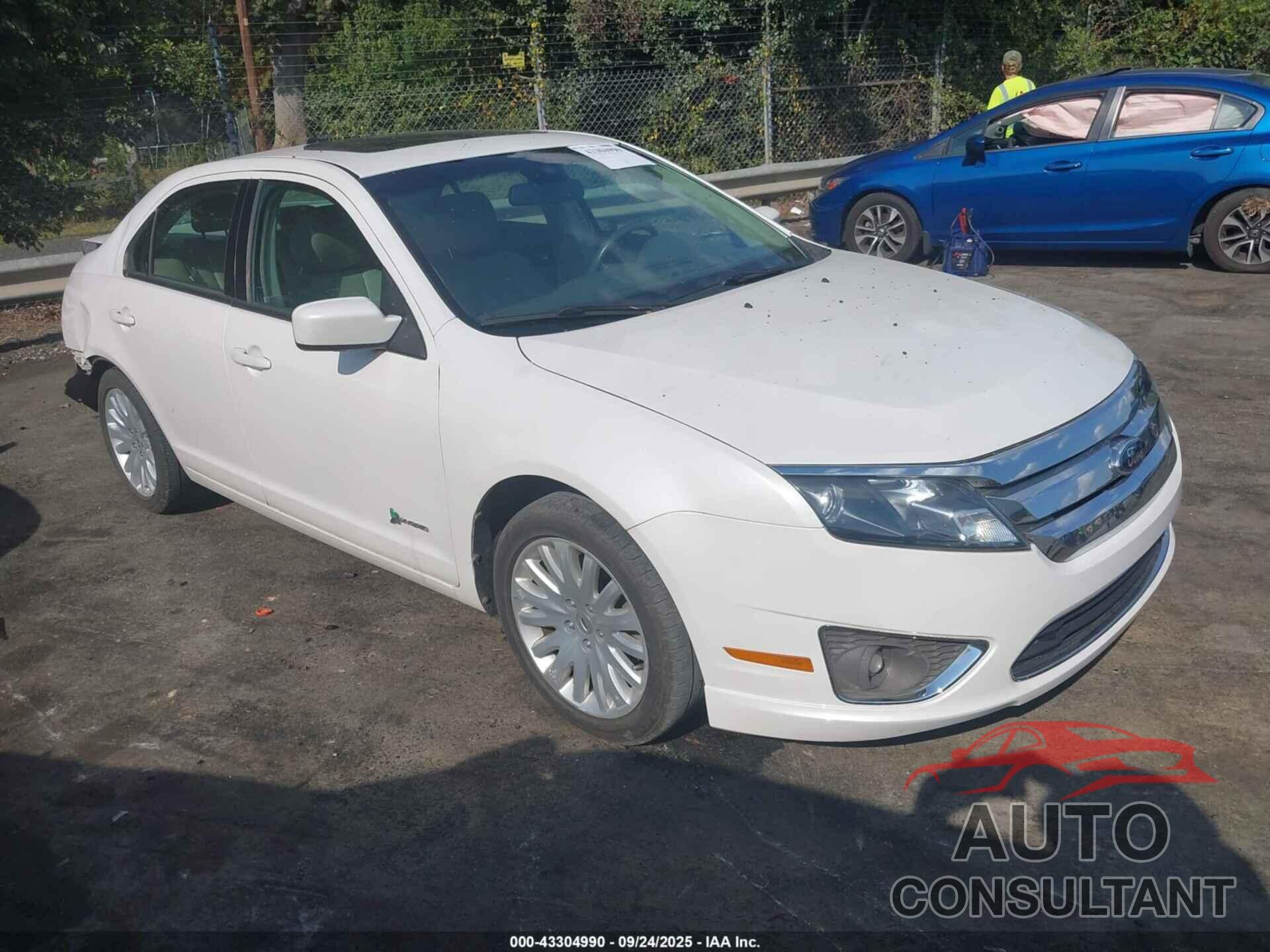 FORD FUSION HYBRID 2012 - 3FADP0L38CR347783