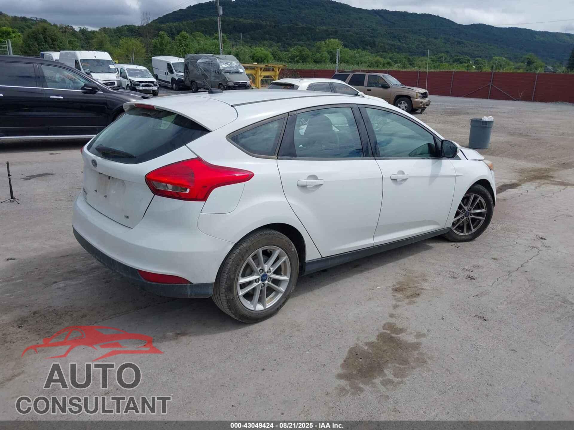 FORD FOCUS 2017 - 1FADP3K22HL313435