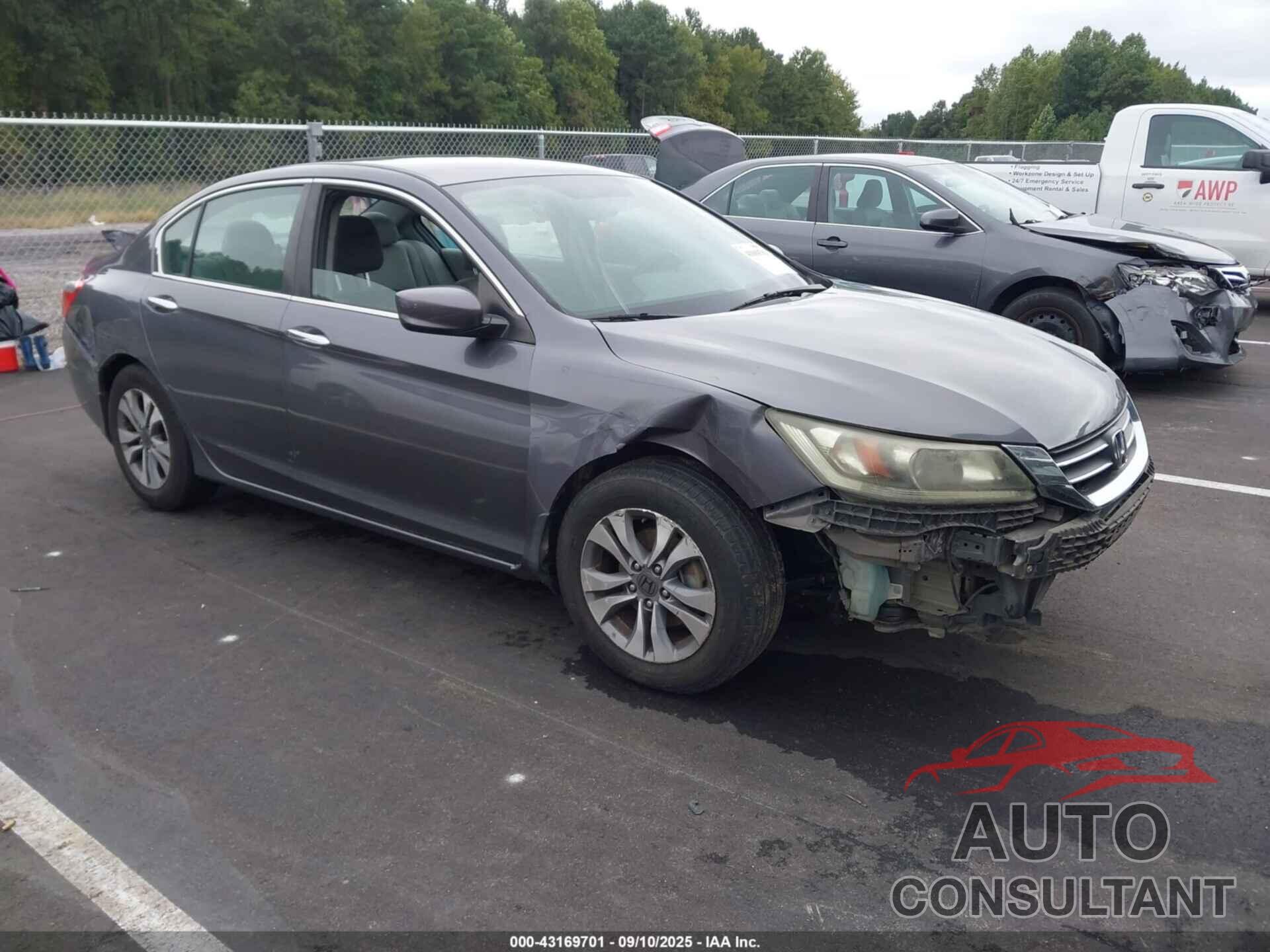 HONDA ACCORD 2015 - 1HGCR2F37FA272890