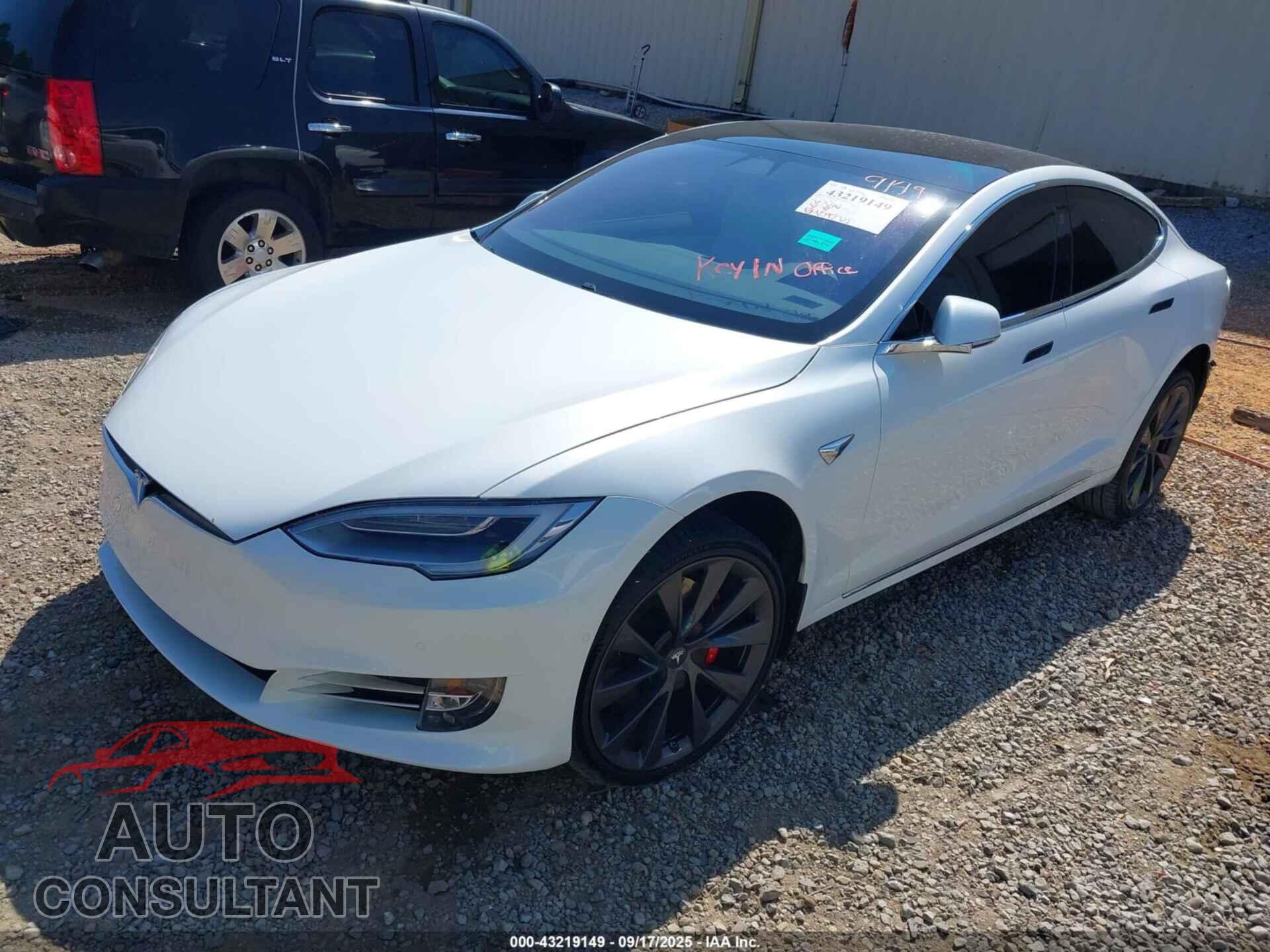 TESLA MODEL S 2020 - 5YJSA1E41LF364165