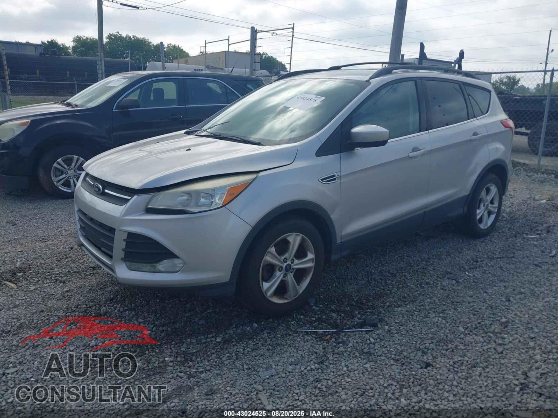 FORD ESCAPE 2013 - 1FMCU0GX0DUB38832