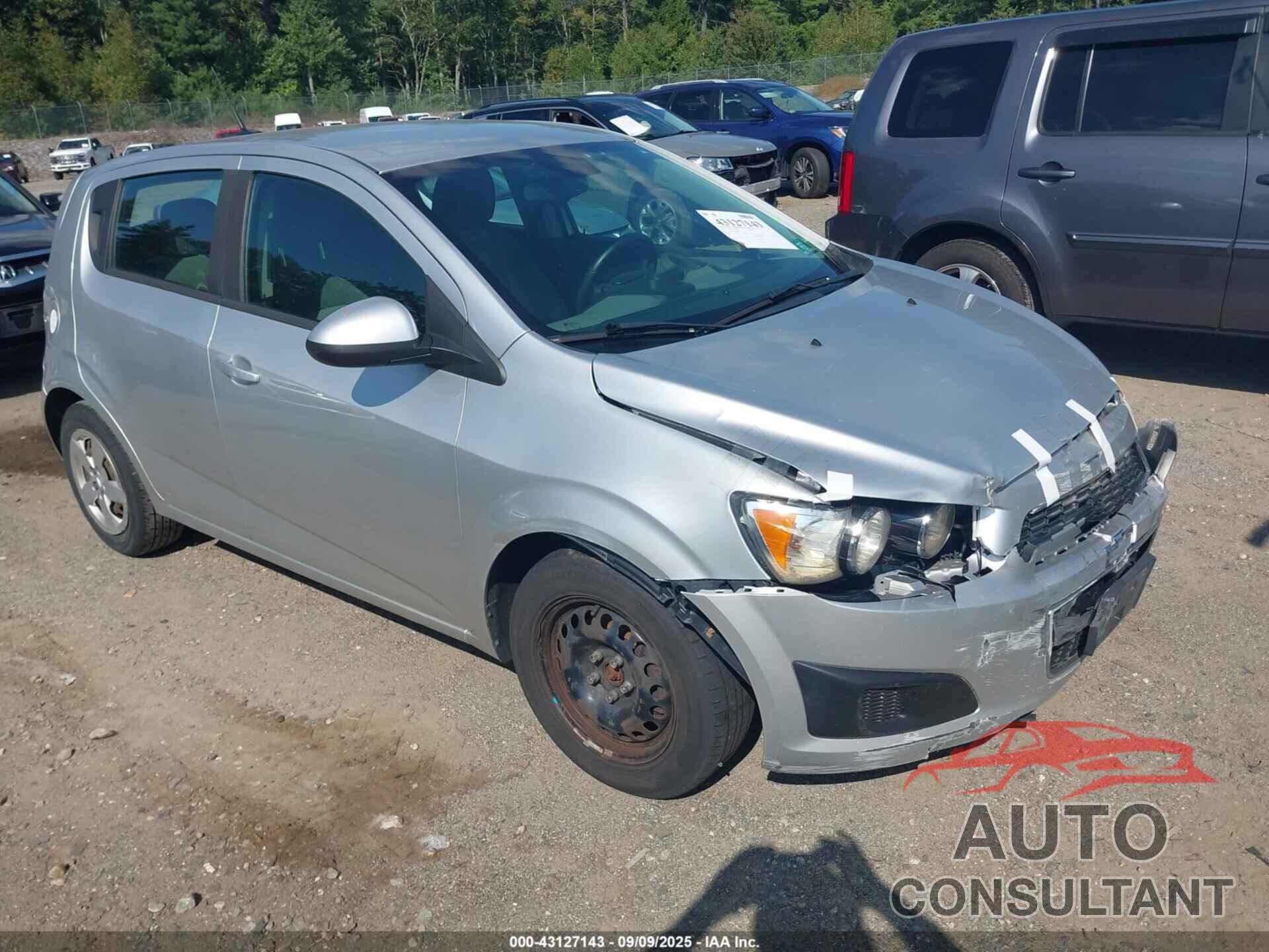 CHEVROLET SONIC 2013 - 1G1JA6SG0D4246200