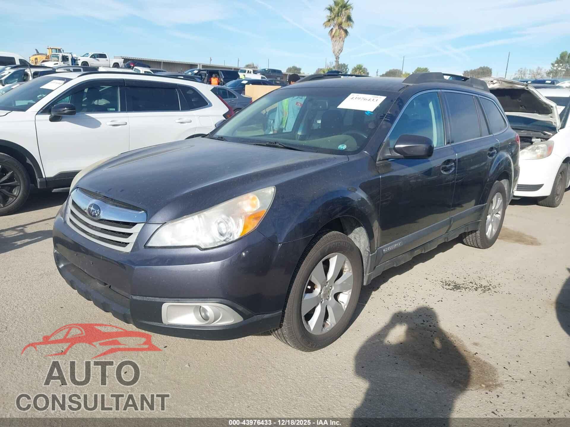 SUBARU OUTBACK 2011 - 4S4BRBBC4B1318200