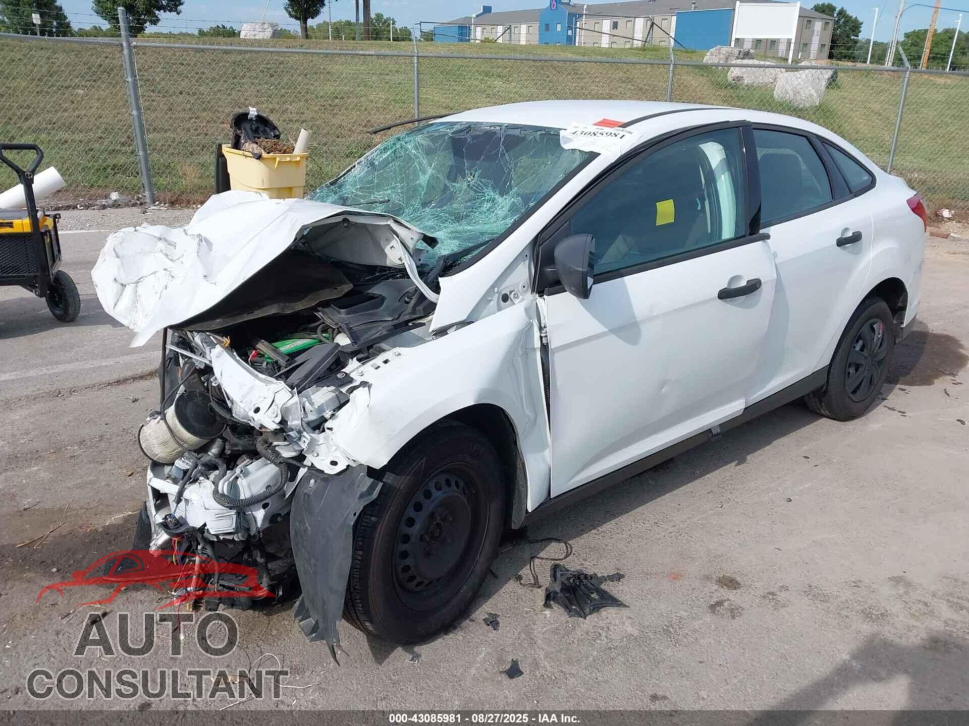 FORD FOCUS 2013 - 1FADP3E2XDL116082