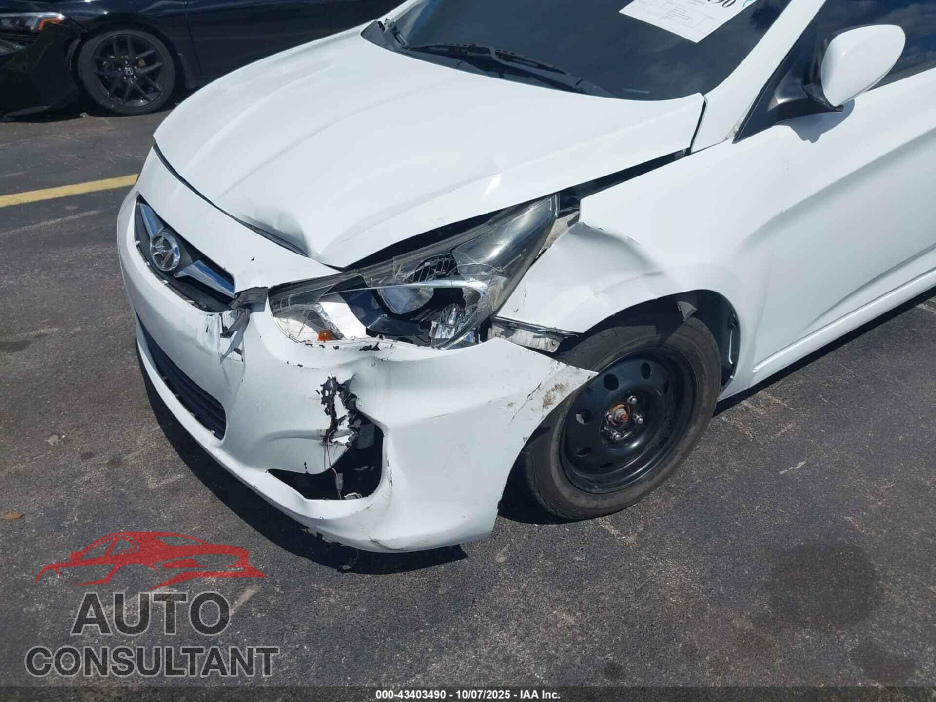 HYUNDAI ACCENT 2013 - KMHCU5AE0DU073565