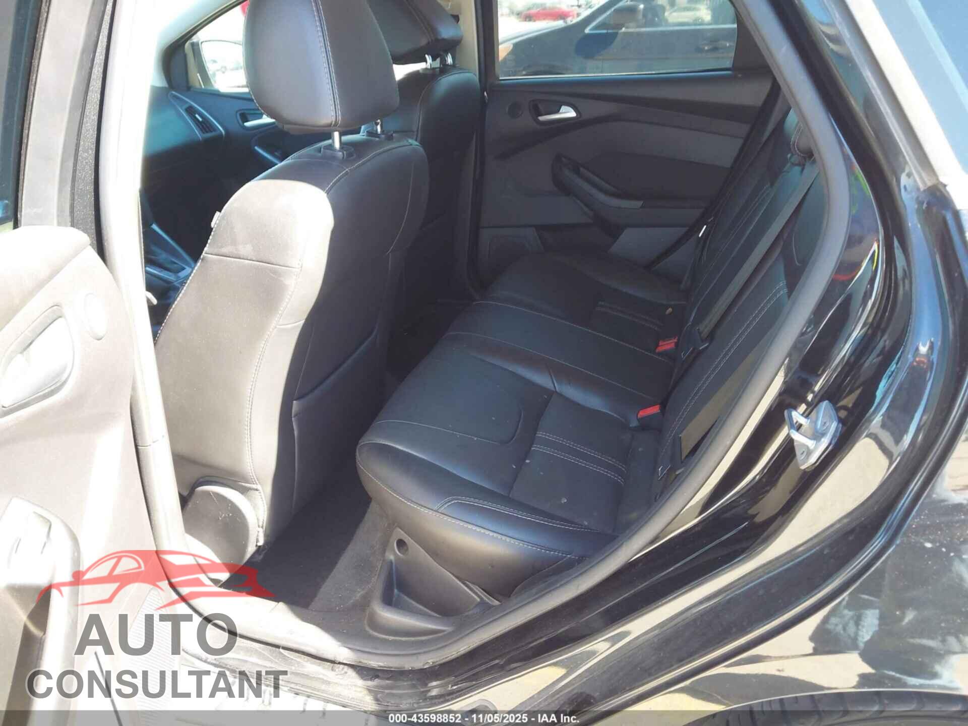 FORD FOCUS 2014 - 1FADP3N29EL311267