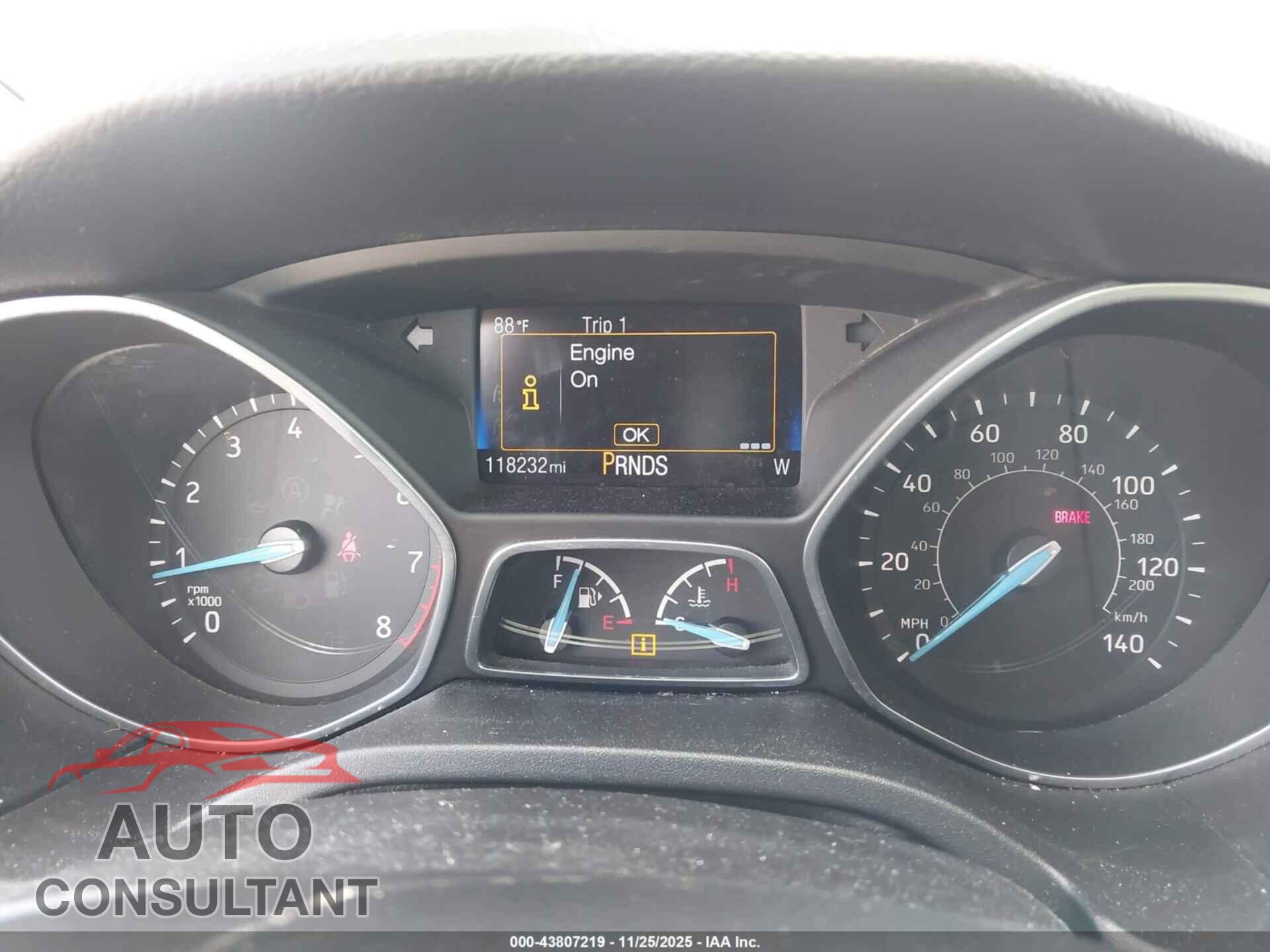 FORD FOCUS 2017 - 1FADP3N28HL206742