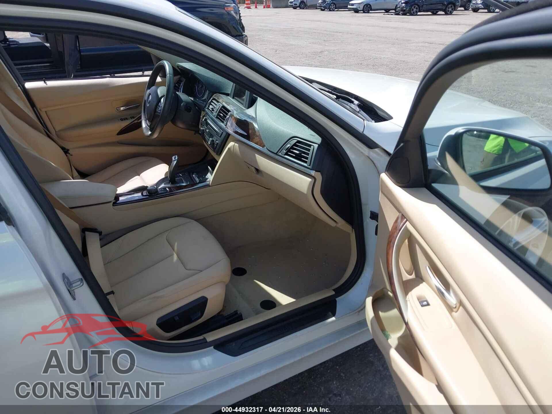 BMW 320I 2014 - WBA3B1C59EPV79263