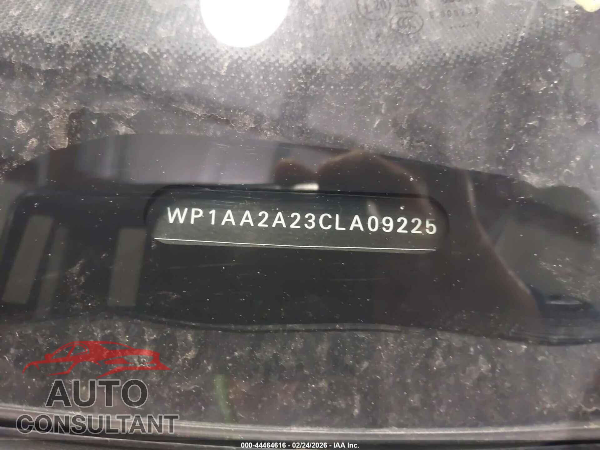 PORSCHE CAYENNE 2012 - WP1AA2A23CLA09225