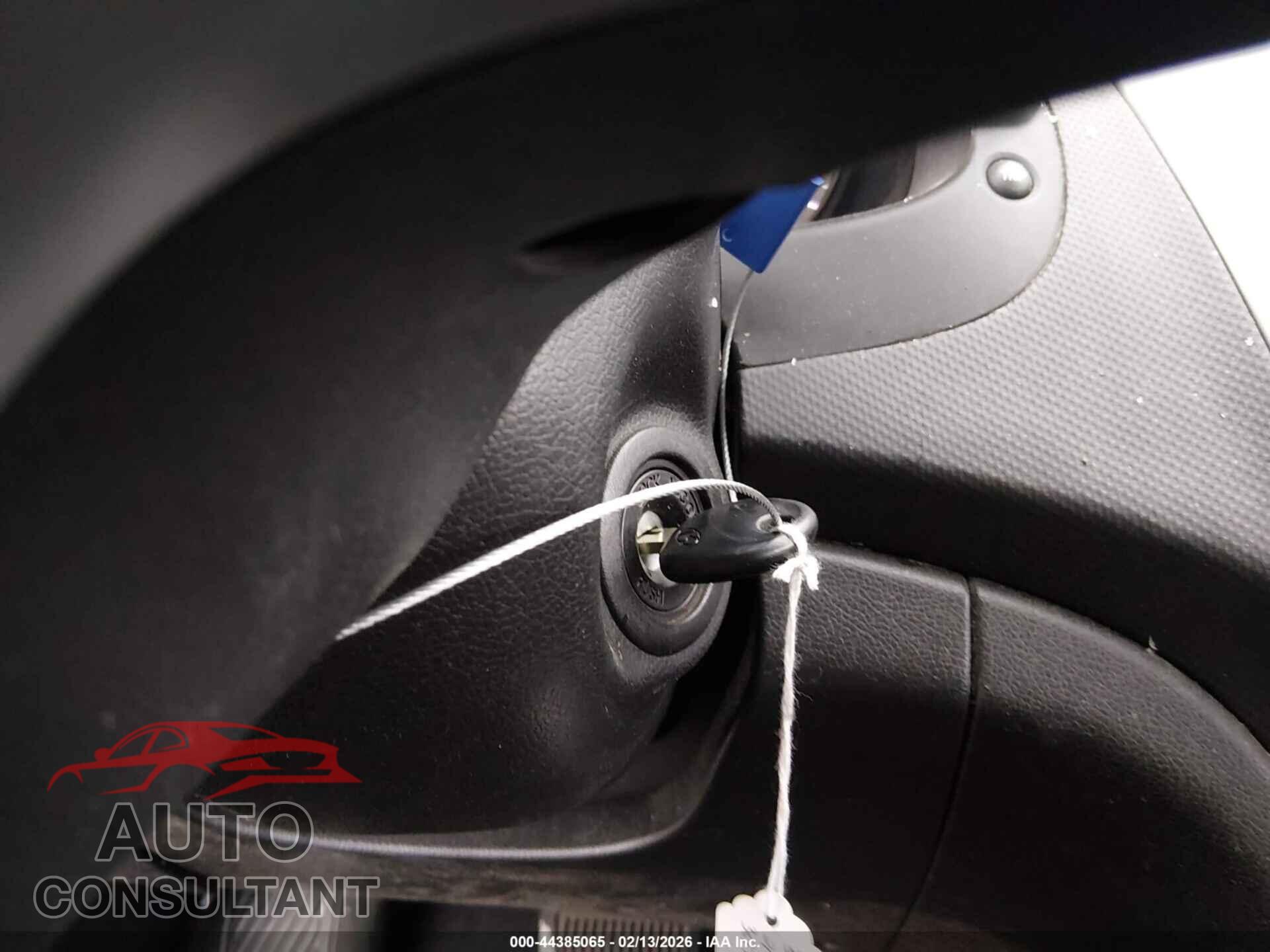 HYUNDAI ACCENT 2013 - KMHCU5AEXDU091541