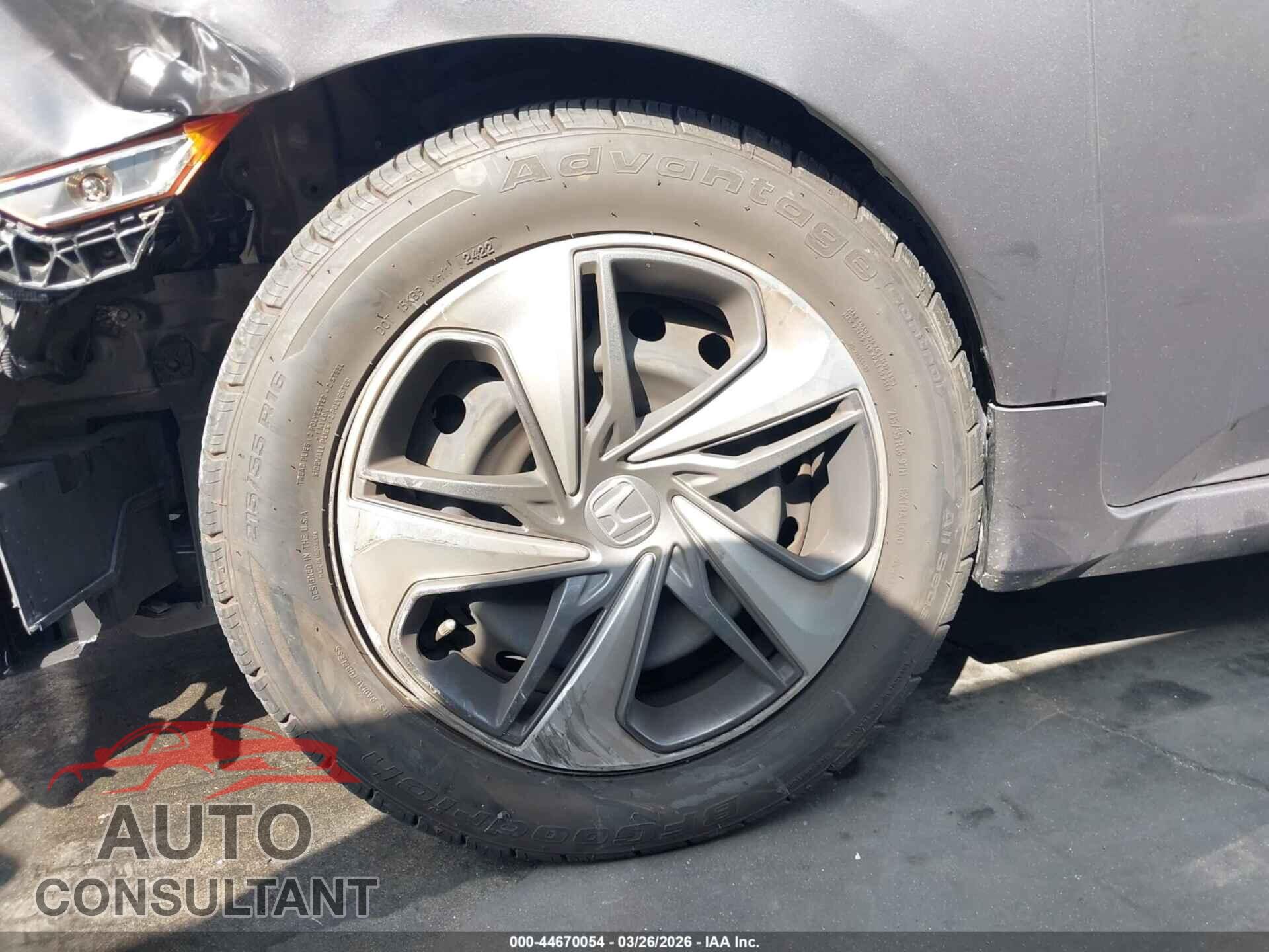 HONDA CIVIC 2019 - 2HGFC2F62KH540975