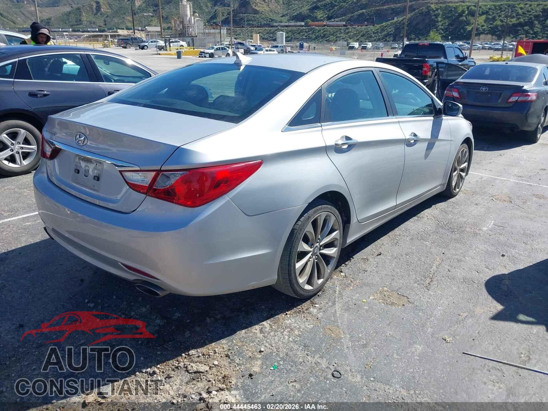 HYUNDAI SONATA 2011 - 5NPEC4AC6BH088104