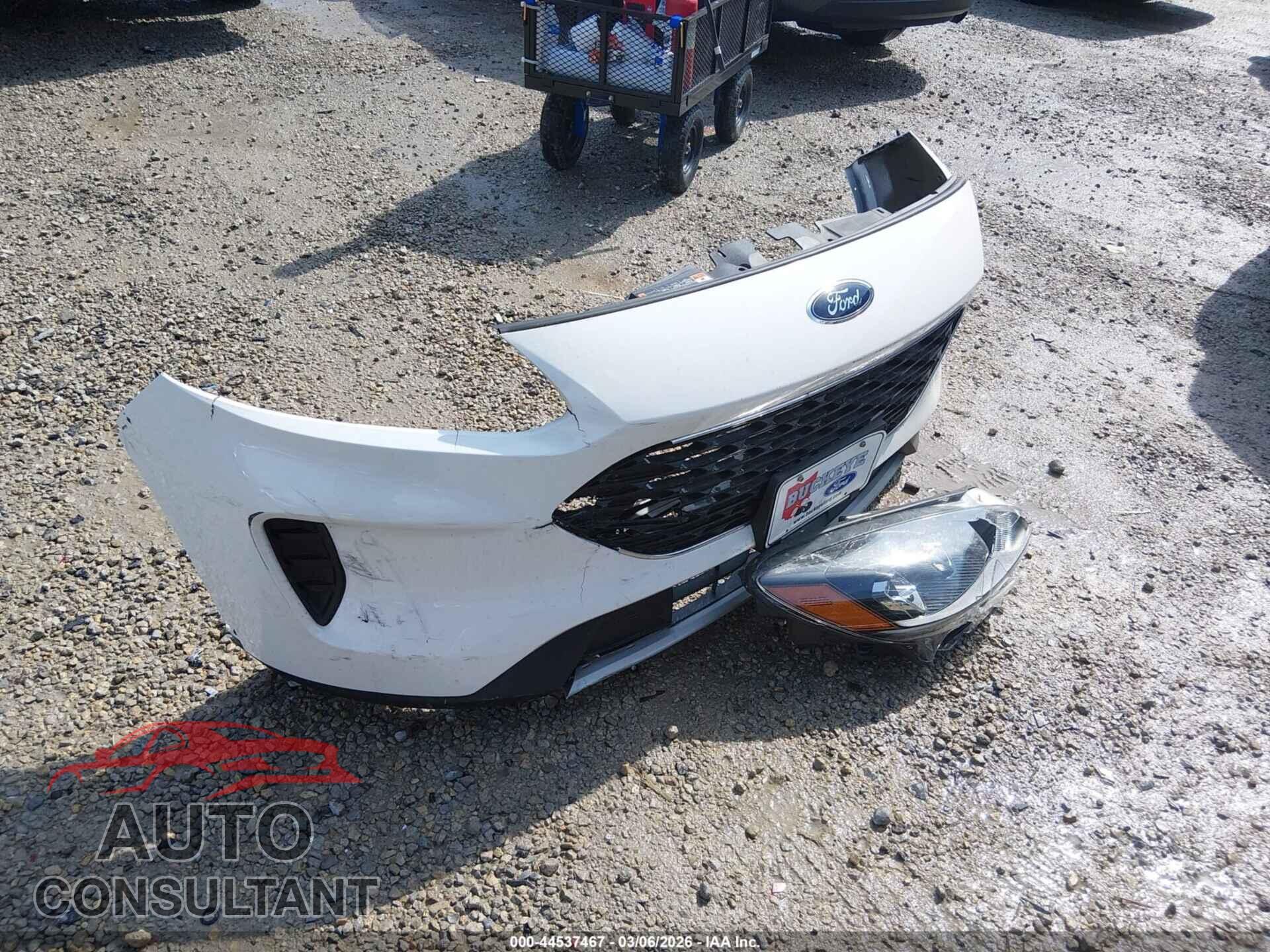 FORD ESCAPE 2020 - 1FMCU0G66LUA28275