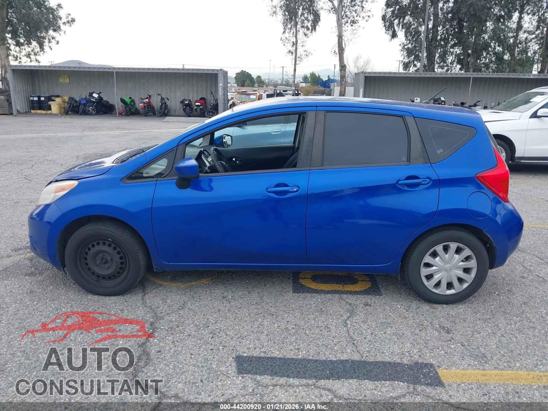 NISSAN VERSA NOTE 2015 - 3N1CE2CP2FL366558