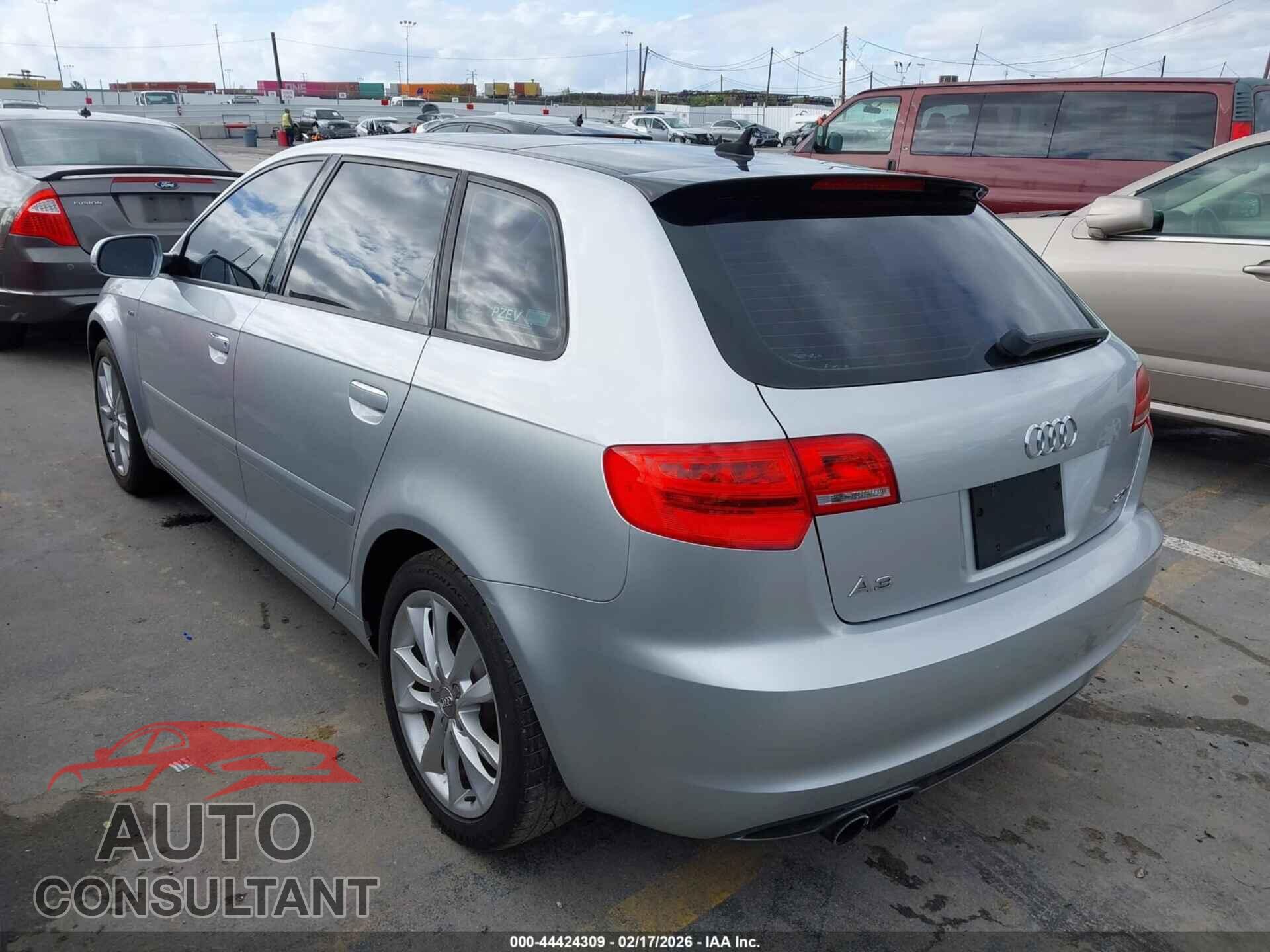 AUDI A3 2012 - WAUBEAFM3CA110191