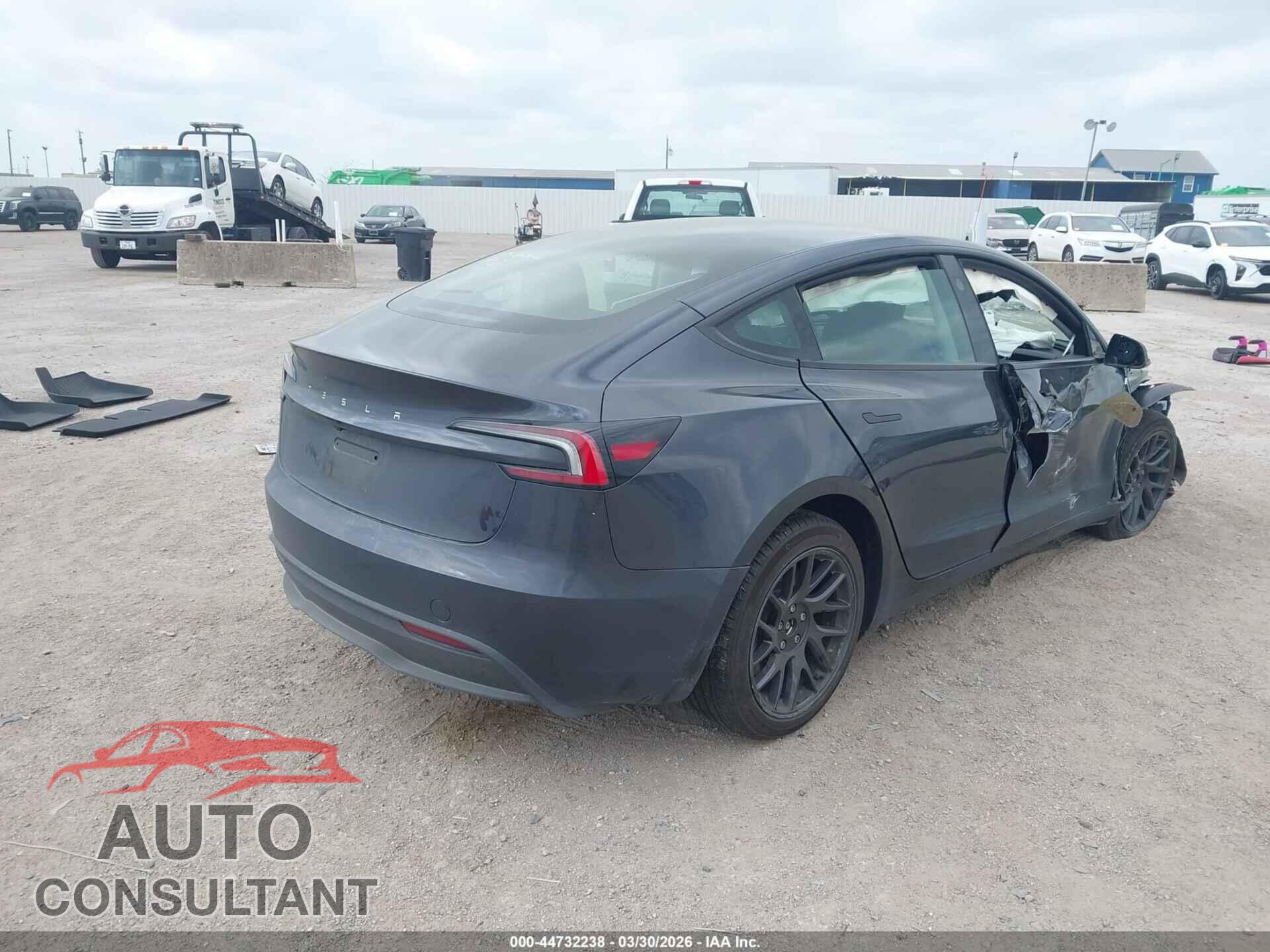 TESLA MODEL 3 2025 - 5YJ3E1EA9SF908005