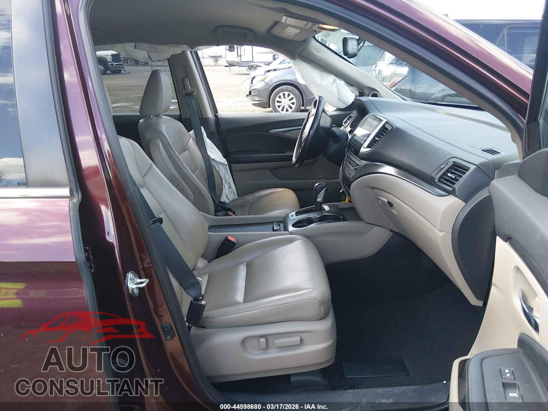 HONDA RIDGELINE 2017 - 5FPYK2F64HB011303