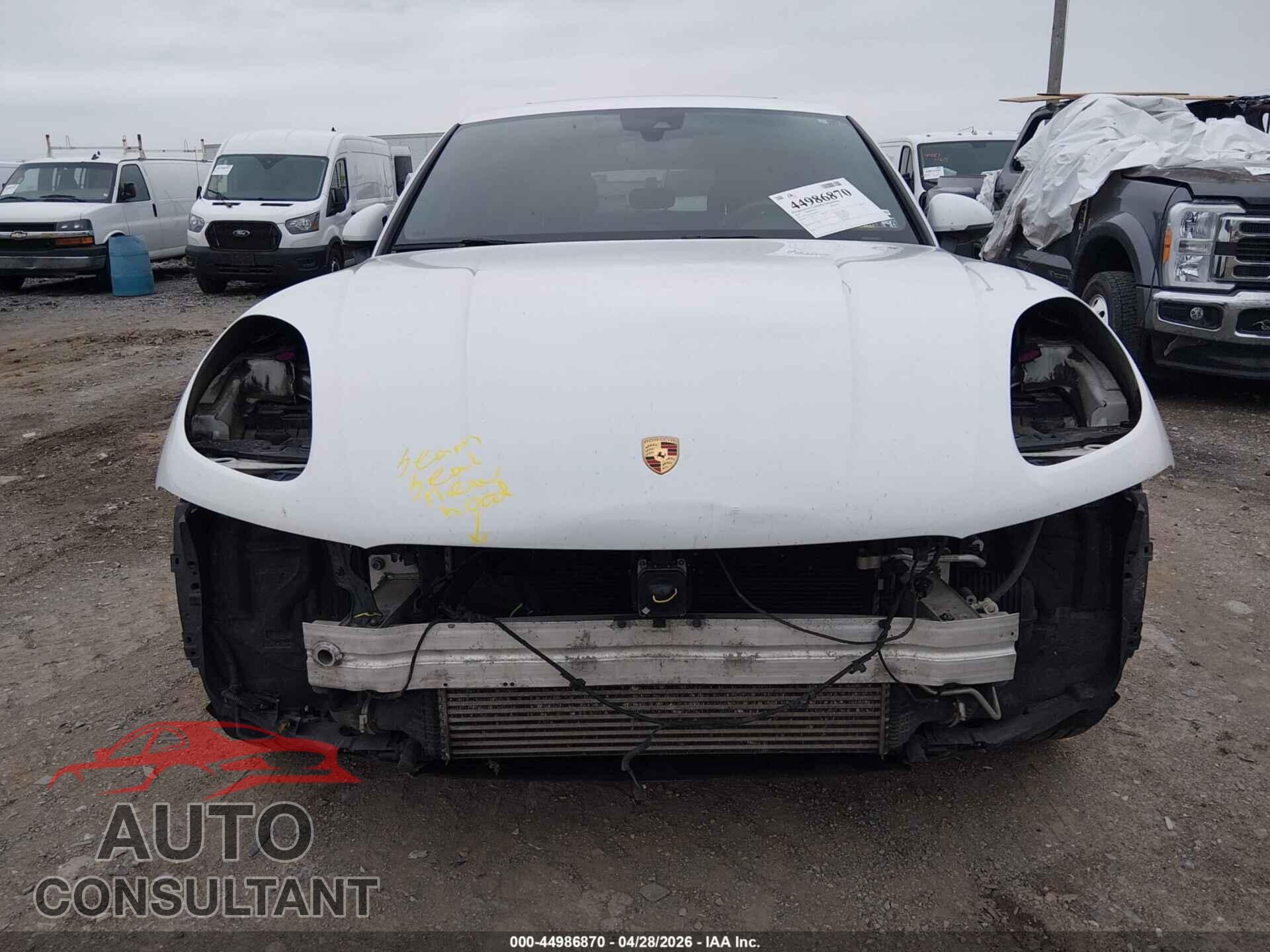 PORSCHE MACAN 2018 - WP1AA2A50JLB00623