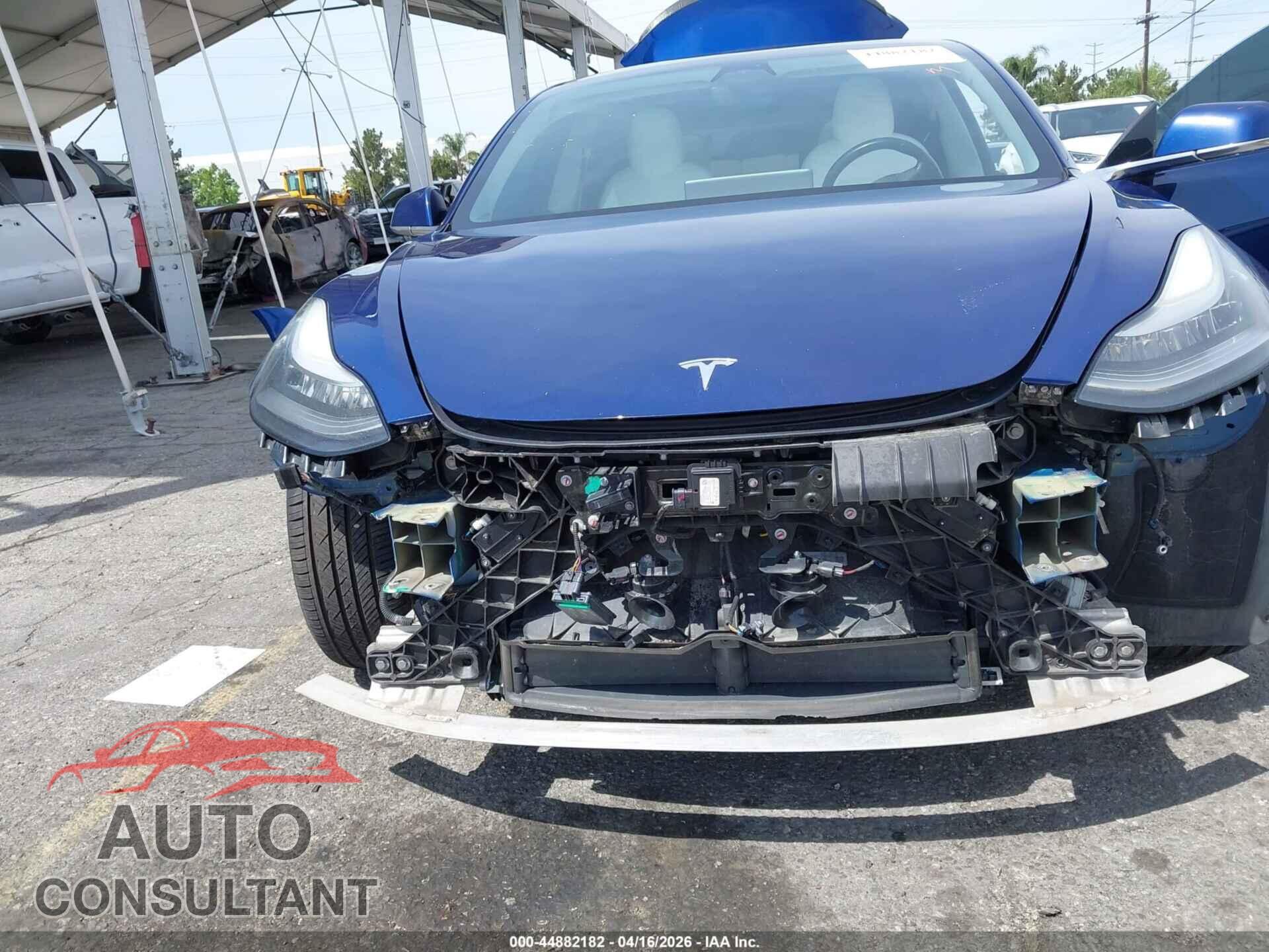 TESLA MODEL 3 2018 - 5YJ3E1EB9JF081050