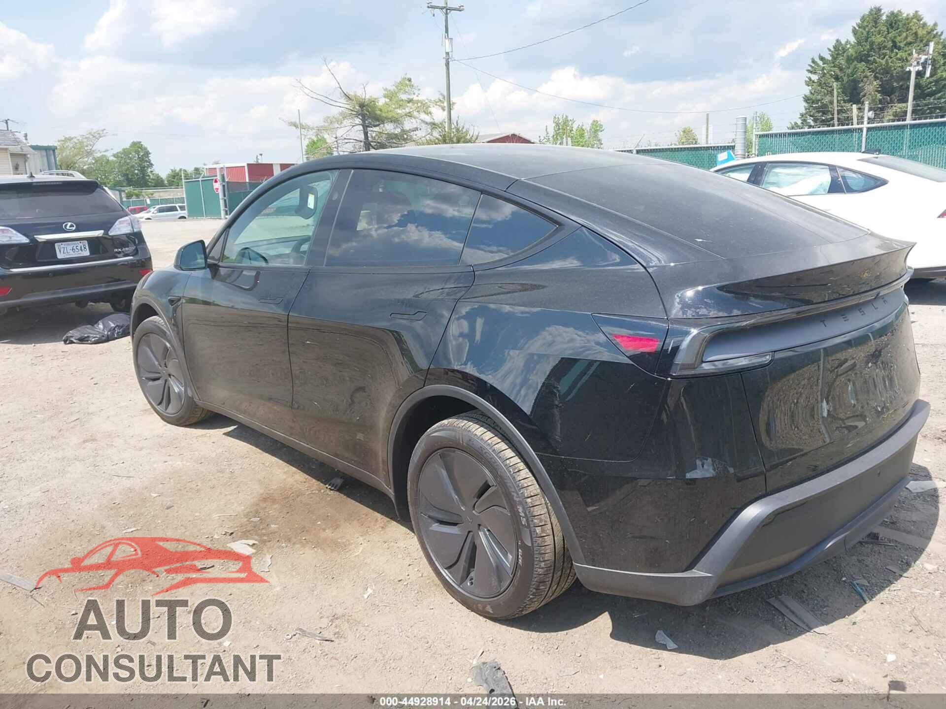 TESLA MODEL Y 2026 - 7SAYGDED1TA664458