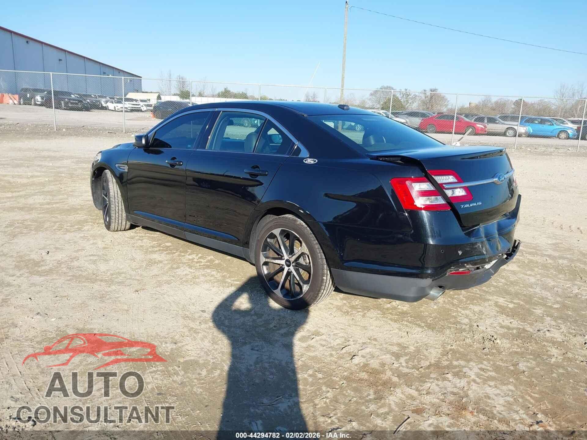 FORD TAURUS 2016 - 1FAHP2E89GG130858
