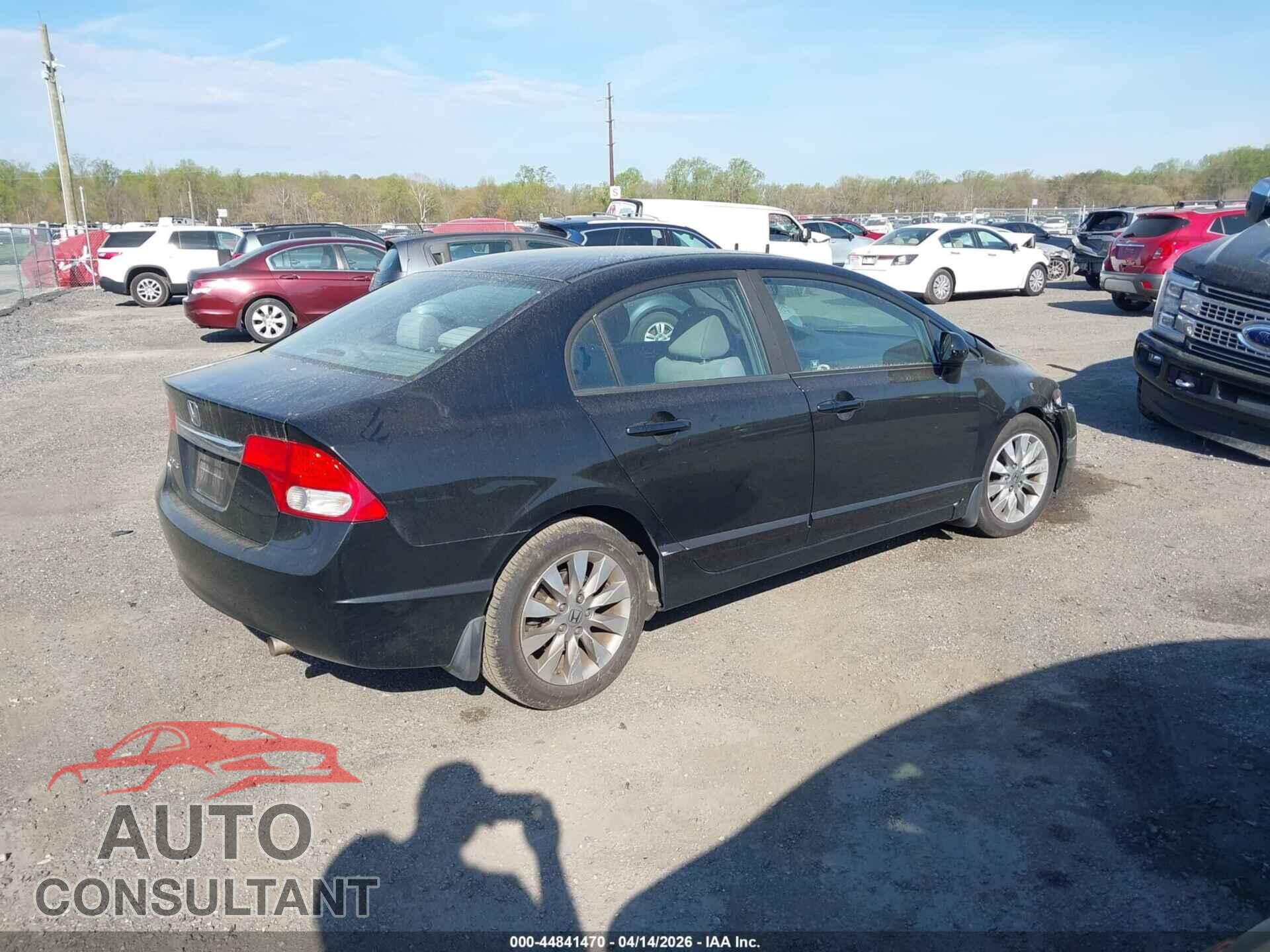 HONDA CIVIC 2010 - 19XFA1F8XAE055610