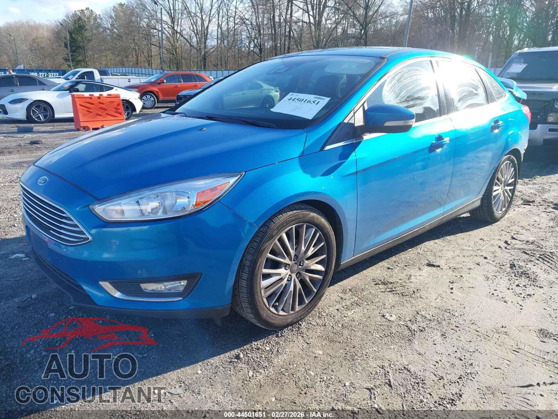 FORD FOCUS 2017 - 1FADP3J23HL251254