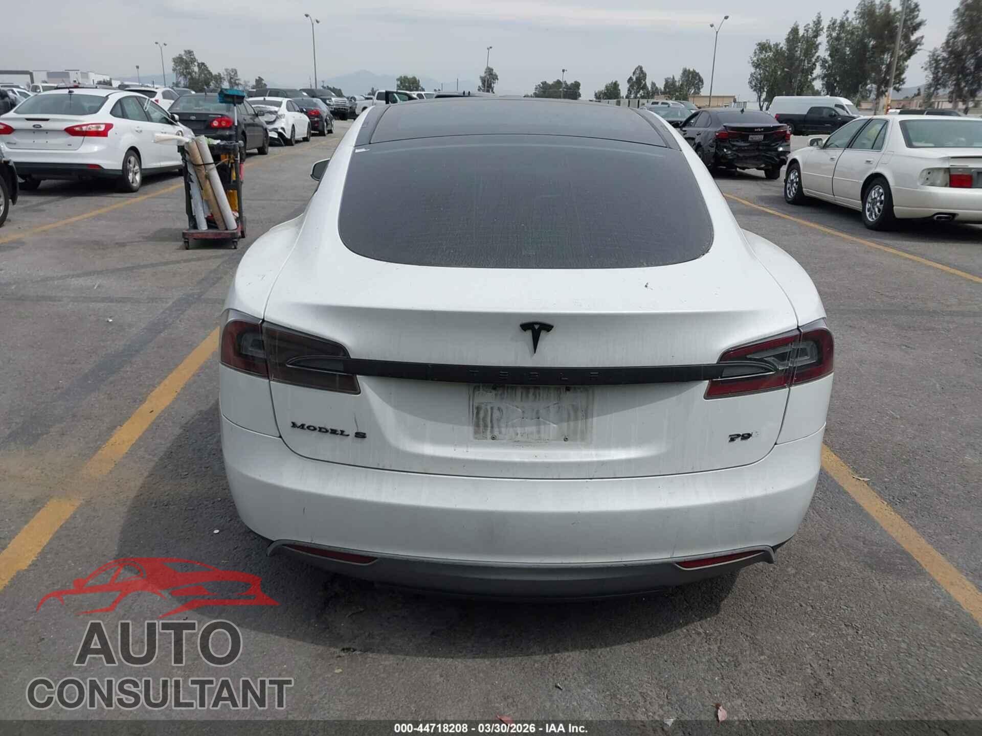 TESLA MODEL S 2013 - 5YJSA1DP9DFP13098