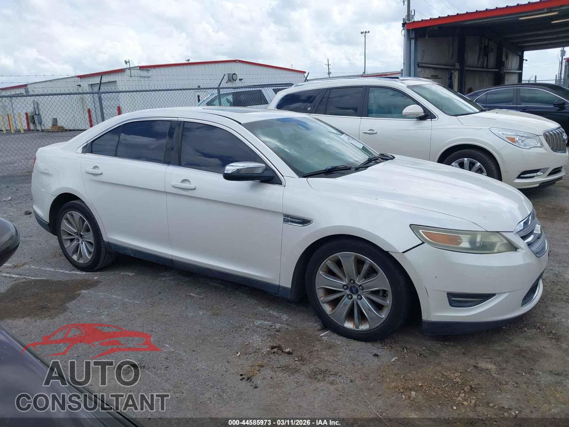 FORD TAURUS 2011 - 1FAHP2FW9BG130977