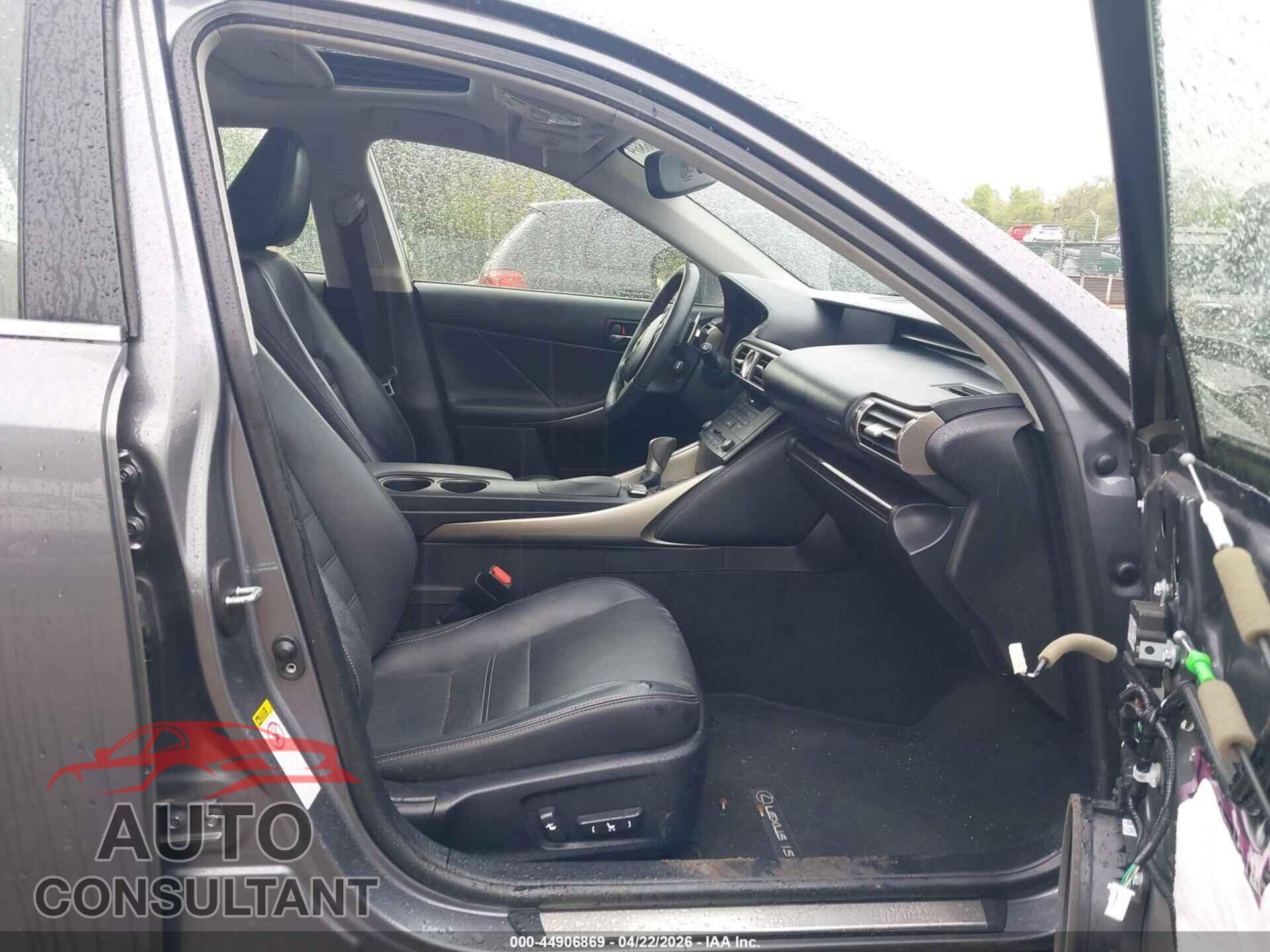 LEXUS IS 250 2015 - JTHCF1D20F5016903