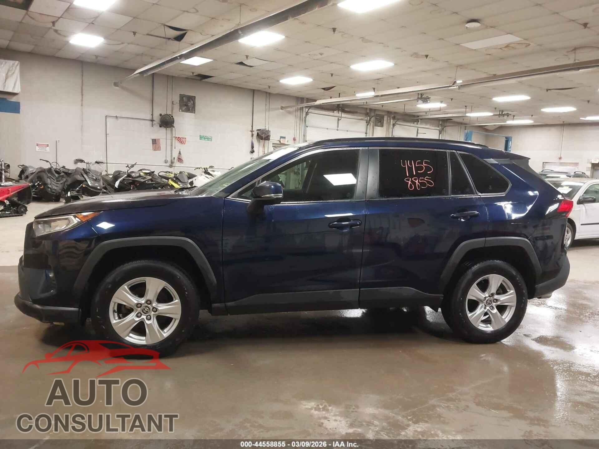 TOYOTA RAV4 2021 - JTMP1RFV3MD071386