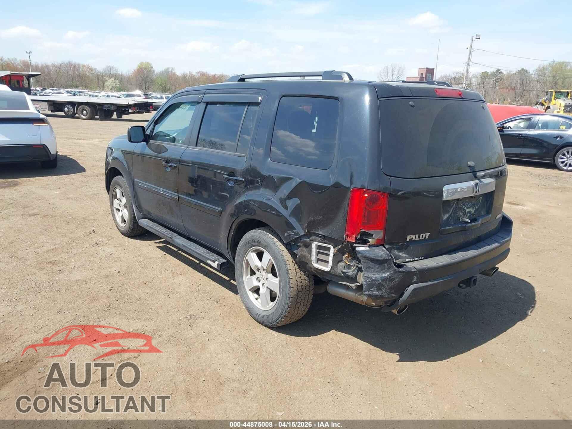 HONDA PILOT 2011 - 5FNYF4H68BB036623