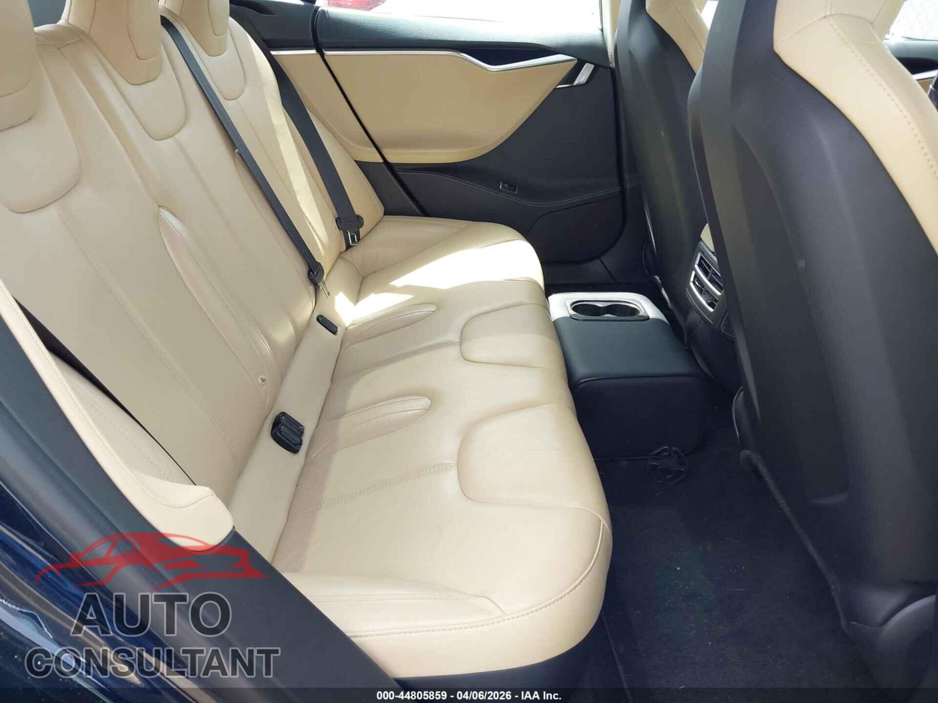 TESLA MODEL S 2014 - 5YJSA1H15EFP56909