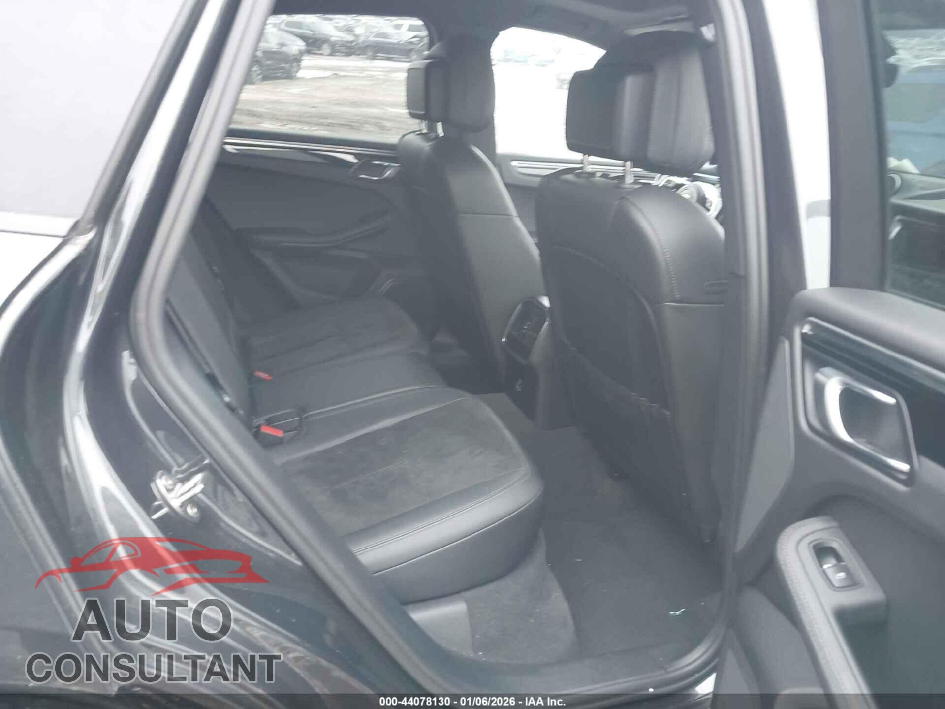 PORSCHE MACAN 2021 - WP1AA2A56MLB08584