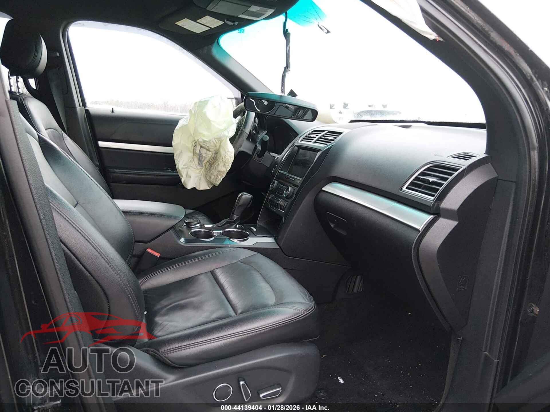 FORD EXPLORER 2017 - 1FM5K8D87HGA98151