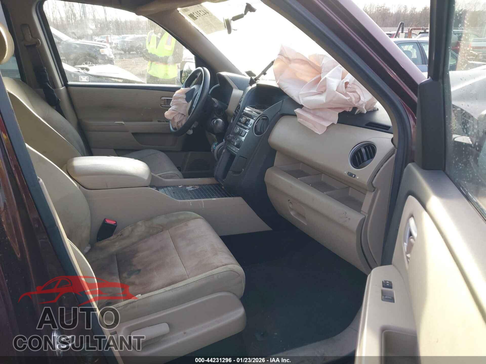 HONDA PILOT 2012 - 5FNYF4H47CB072805