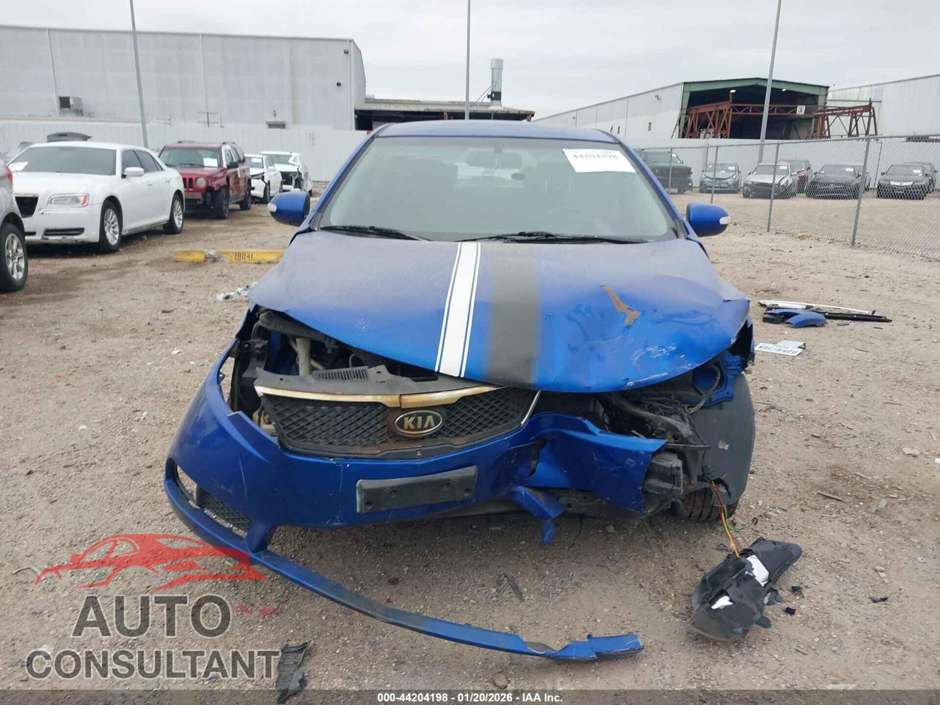 KIA FORTE 2010 - KNAFW4A35A5288561