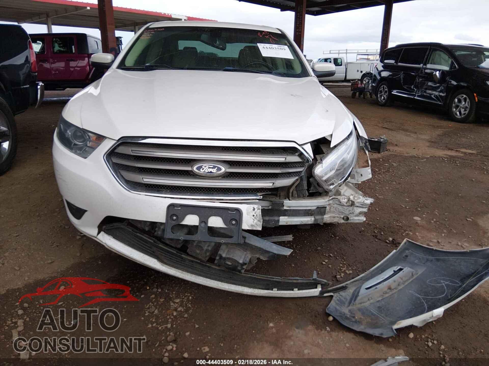 FORD TAURUS 2015 - 1FAHP2H8XFG207652