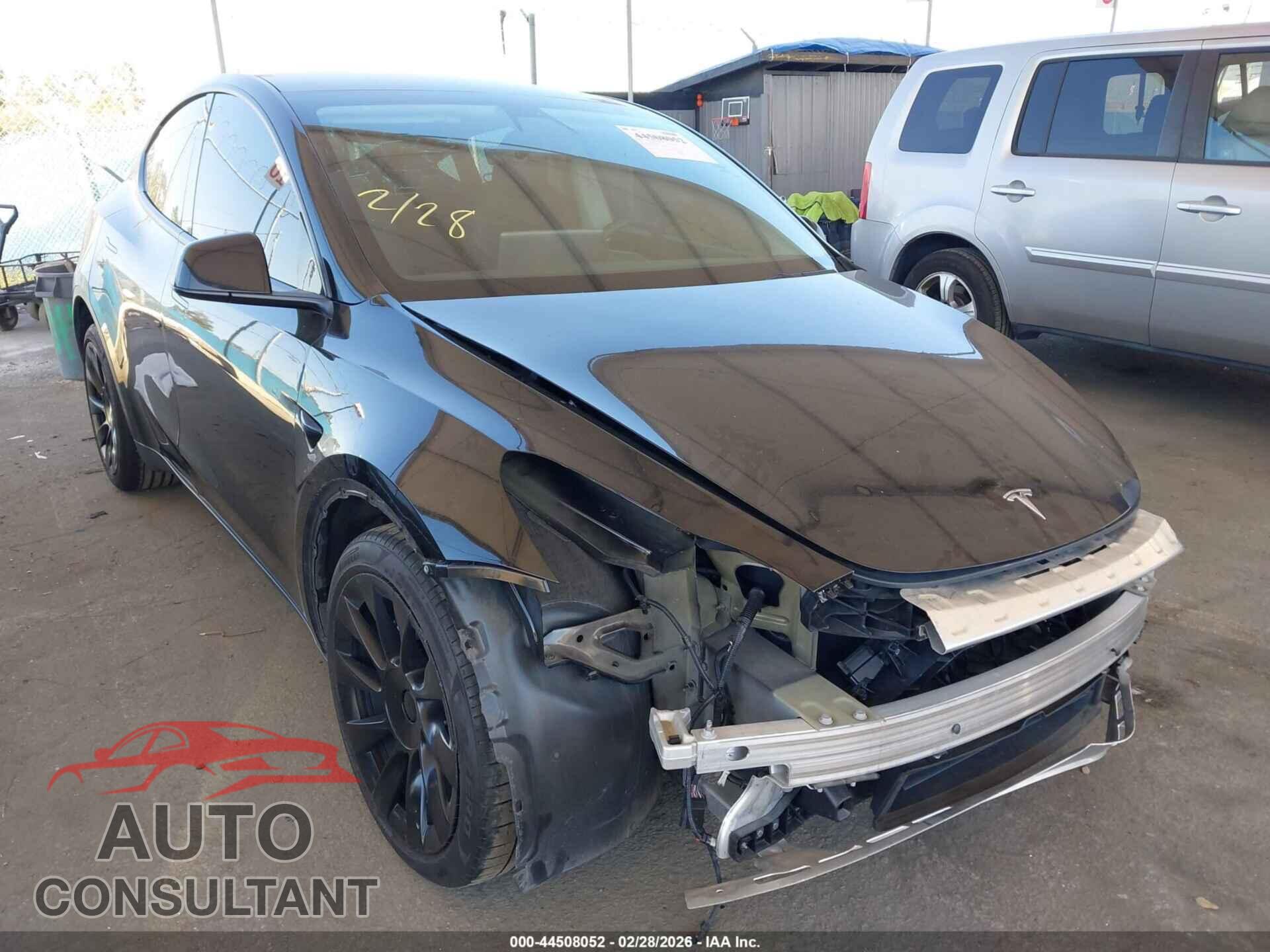 TESLA MODEL Y 2022 - 7SAYGDEE9NF352273