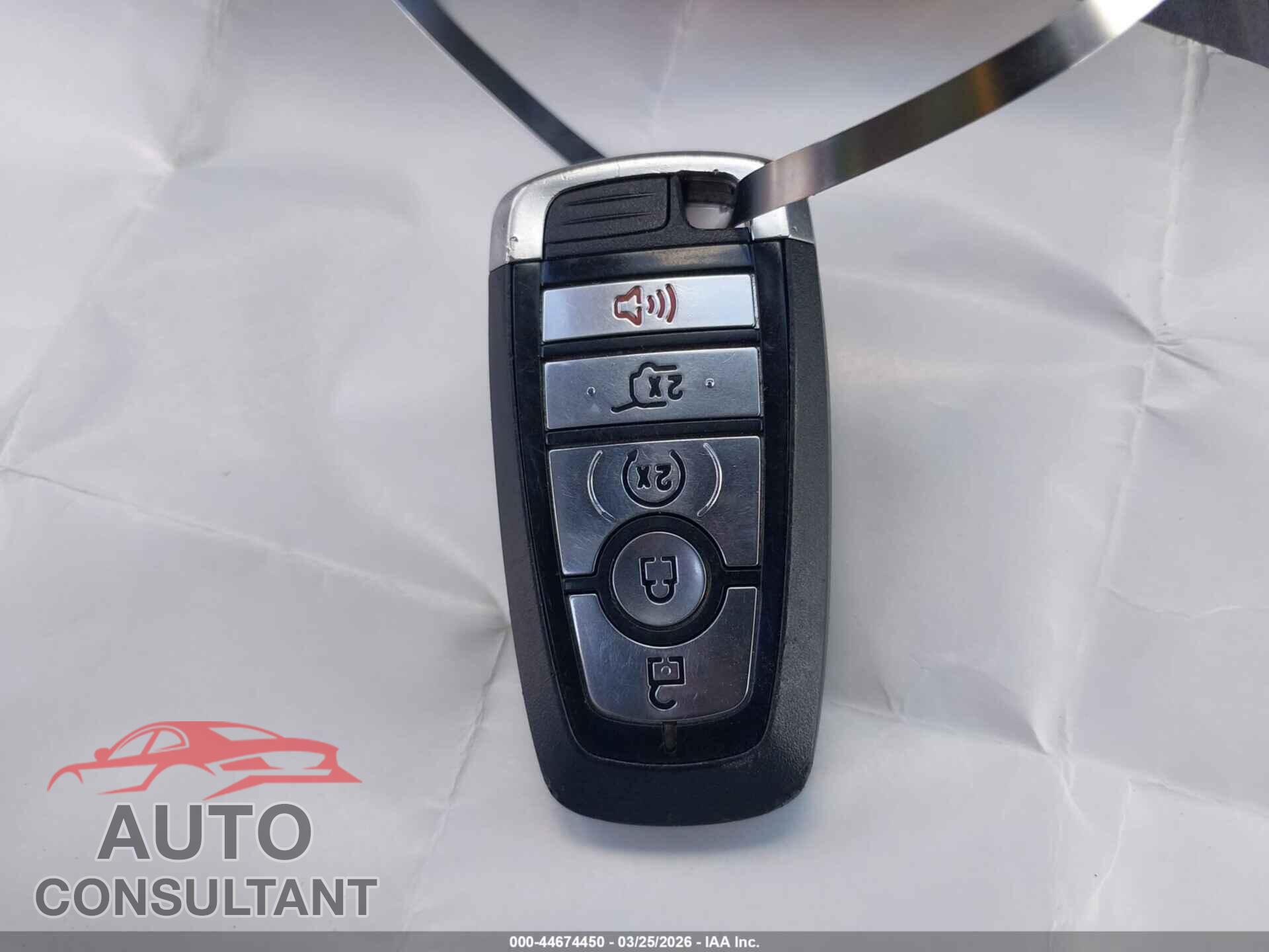 FORD EXPLORER 2023 - 1FMSK7FH0PGA57983