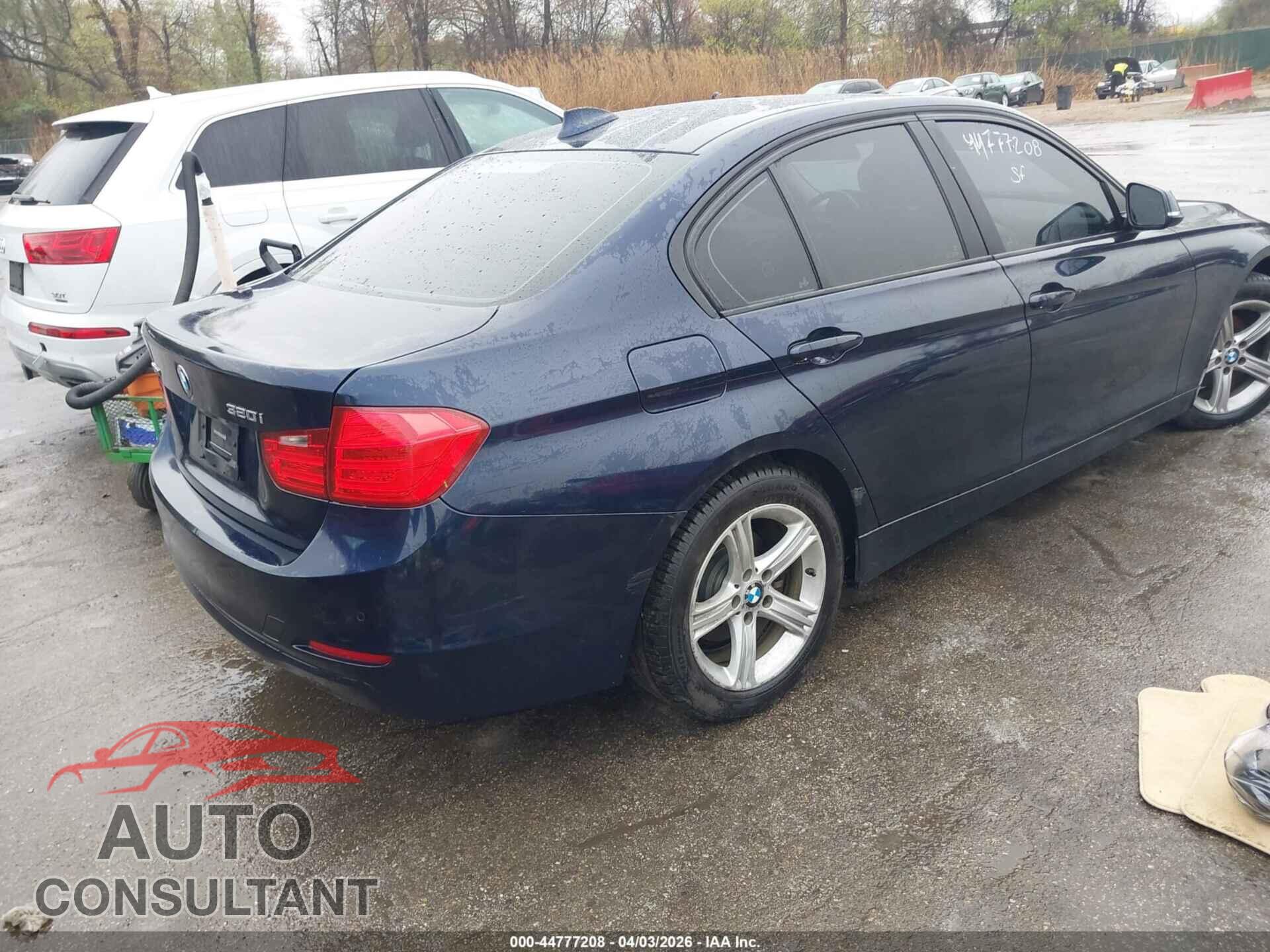BMW 320I 2015 - WBA3C3G54FNS75239