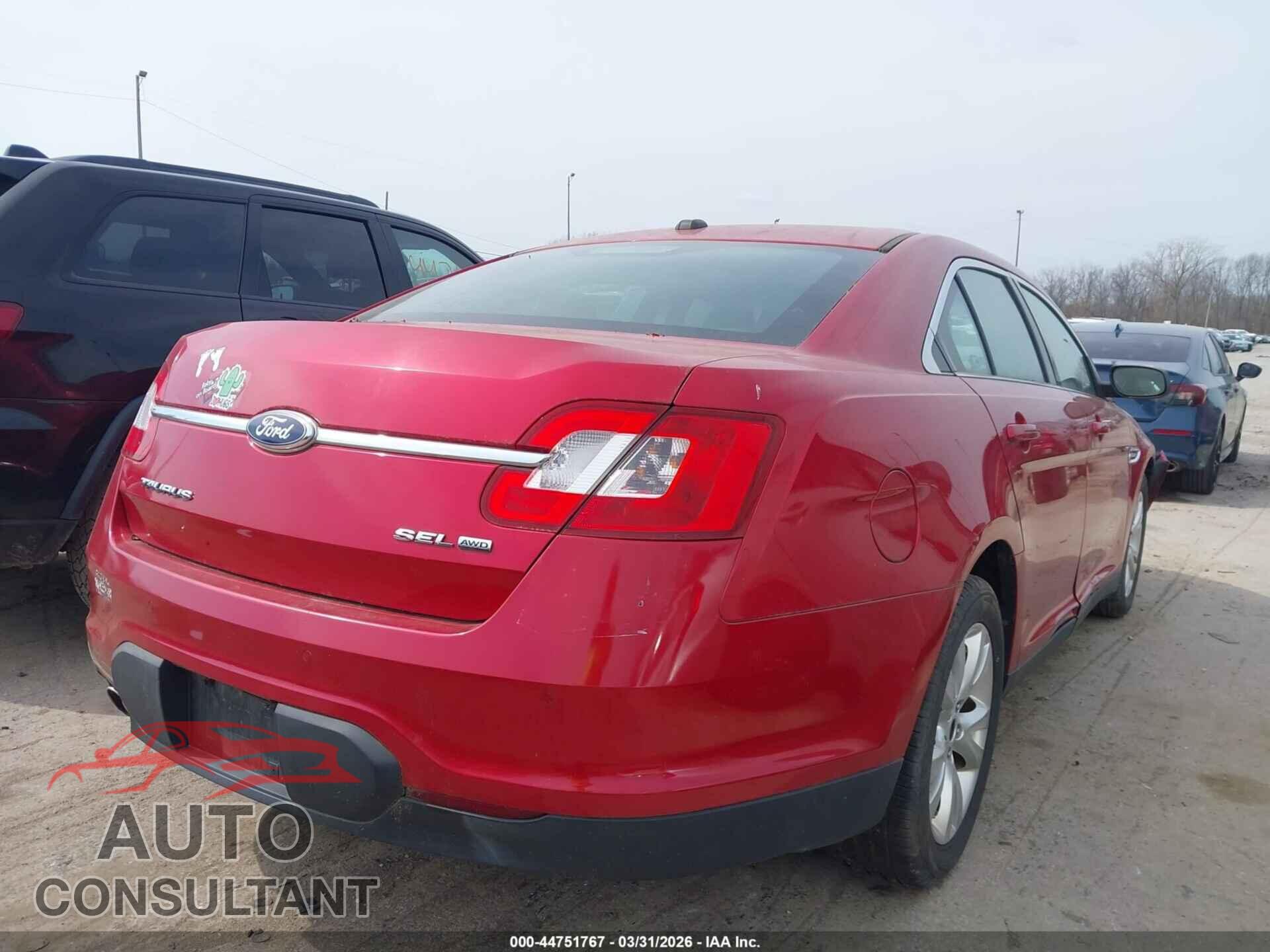 FORD TAURUS 2011 - 1FAHP2HW2BG121471